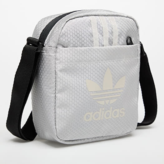 Sacs a bandouliere adidas Small Item Bag Grey Two Black Footshop