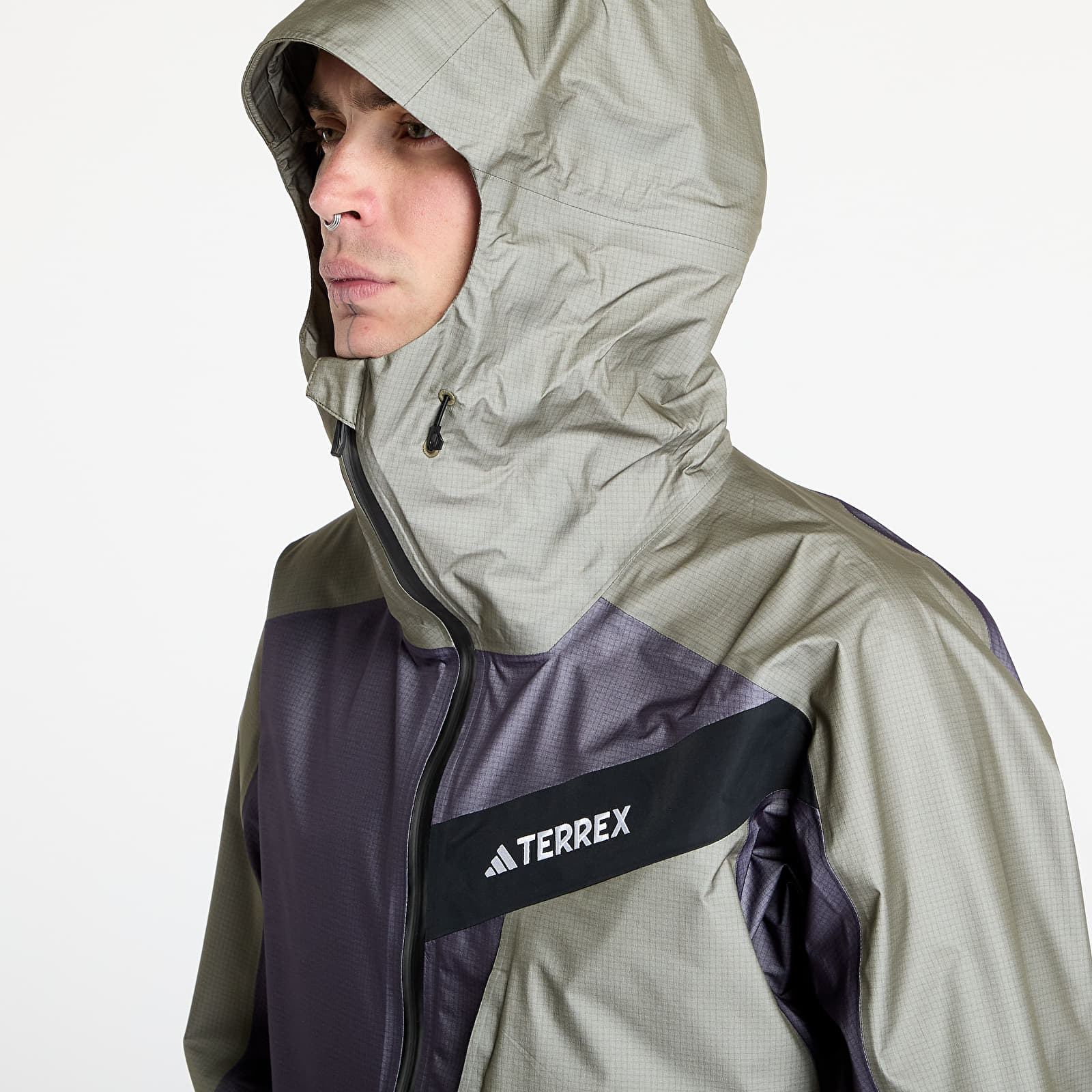 Bundy adidas Terrex Techrock Light Gore-Tex Active jacket Aurora Black/ Olive Strata
