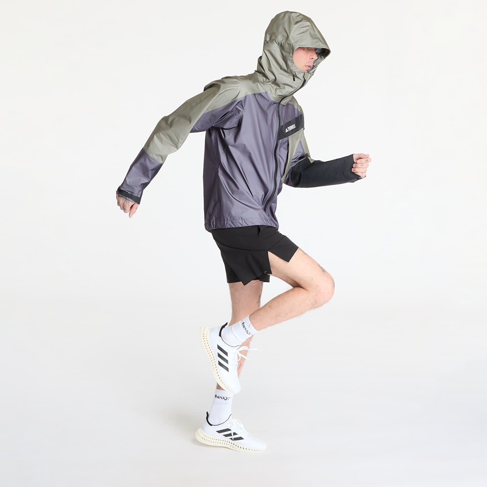 Bundy adidas Terrex Techrock Light Gore-Tex Active jacket Aurora Black/ Olive Strata