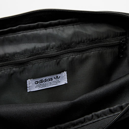 Crossbody bags adidas Adicolor Medium Airliner Black | Footshop
