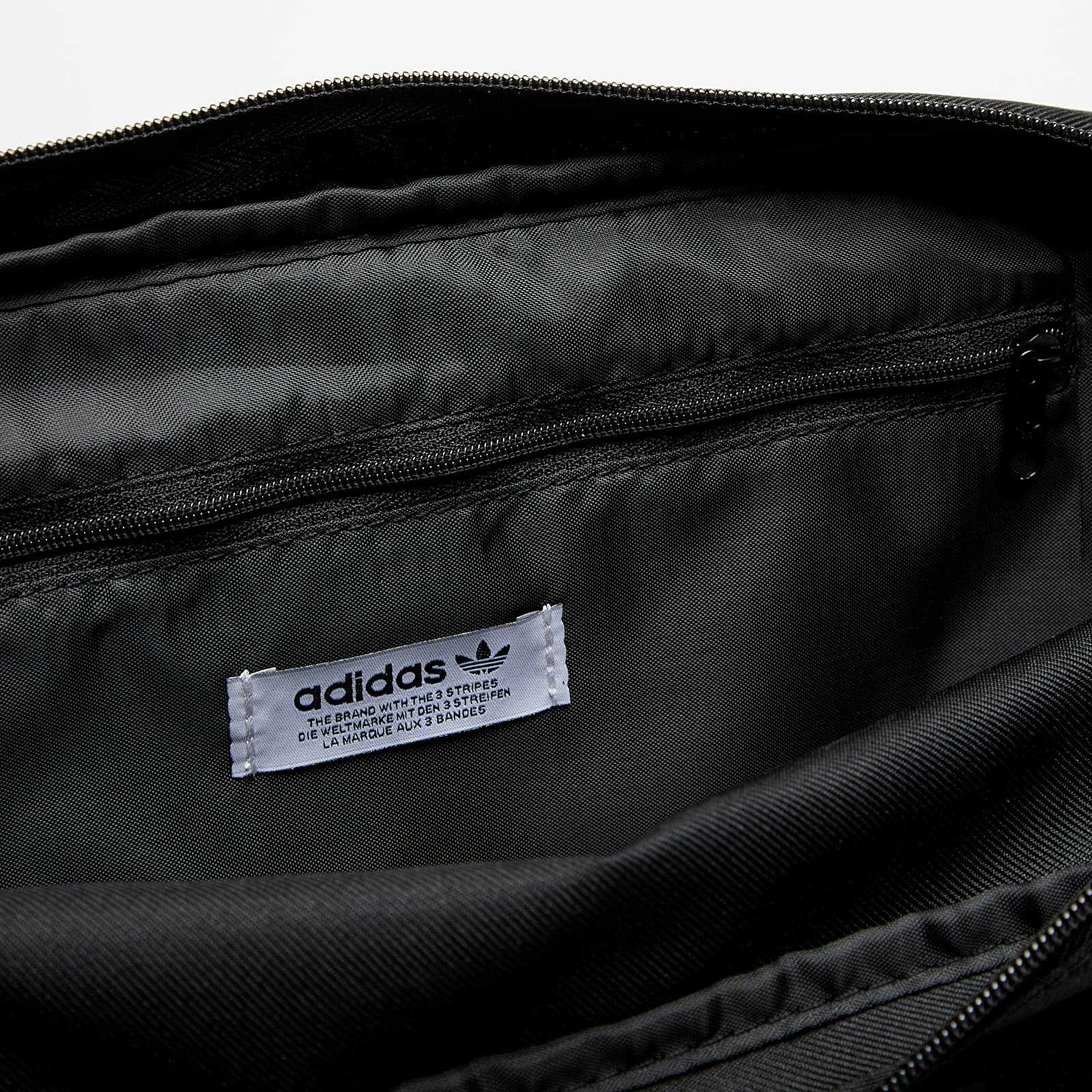 Crossbody kotid adidas Adicolor Medium Airliner Black