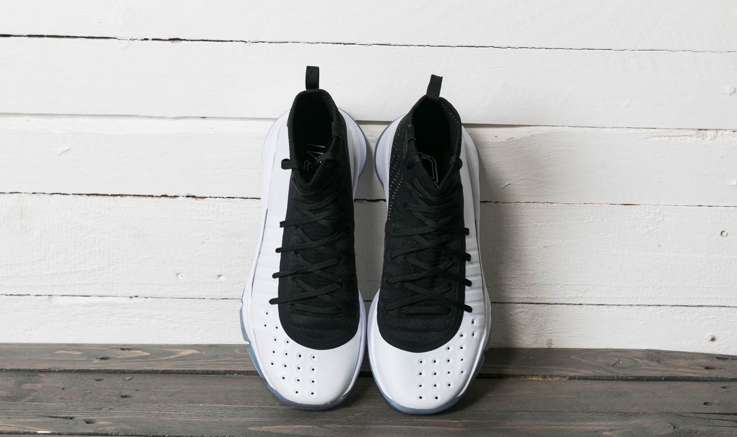 Curry 4 white and black deals