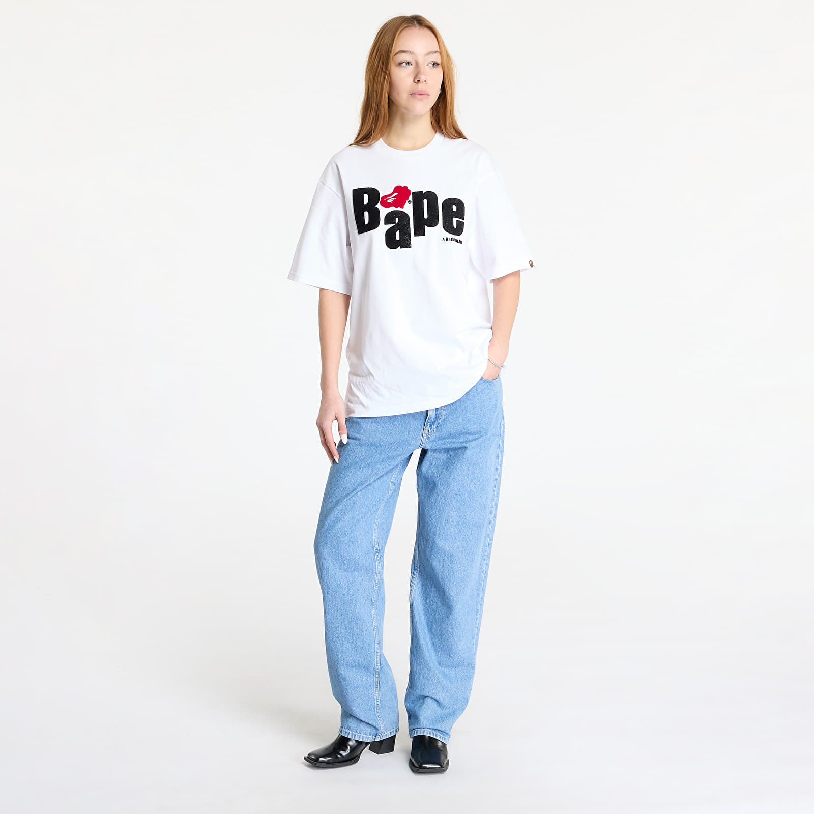 T-shirts A BATHING APE Heart Ape Head Relaxed Fit Short Sleeve Tee White