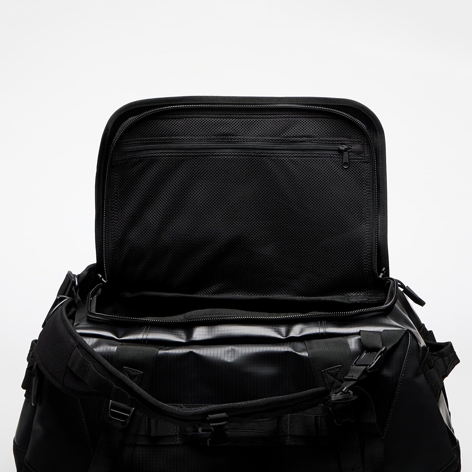 Duffelilaukku adidas Terrex RAIN.RDY Expedition 50L Duffel Bag Black