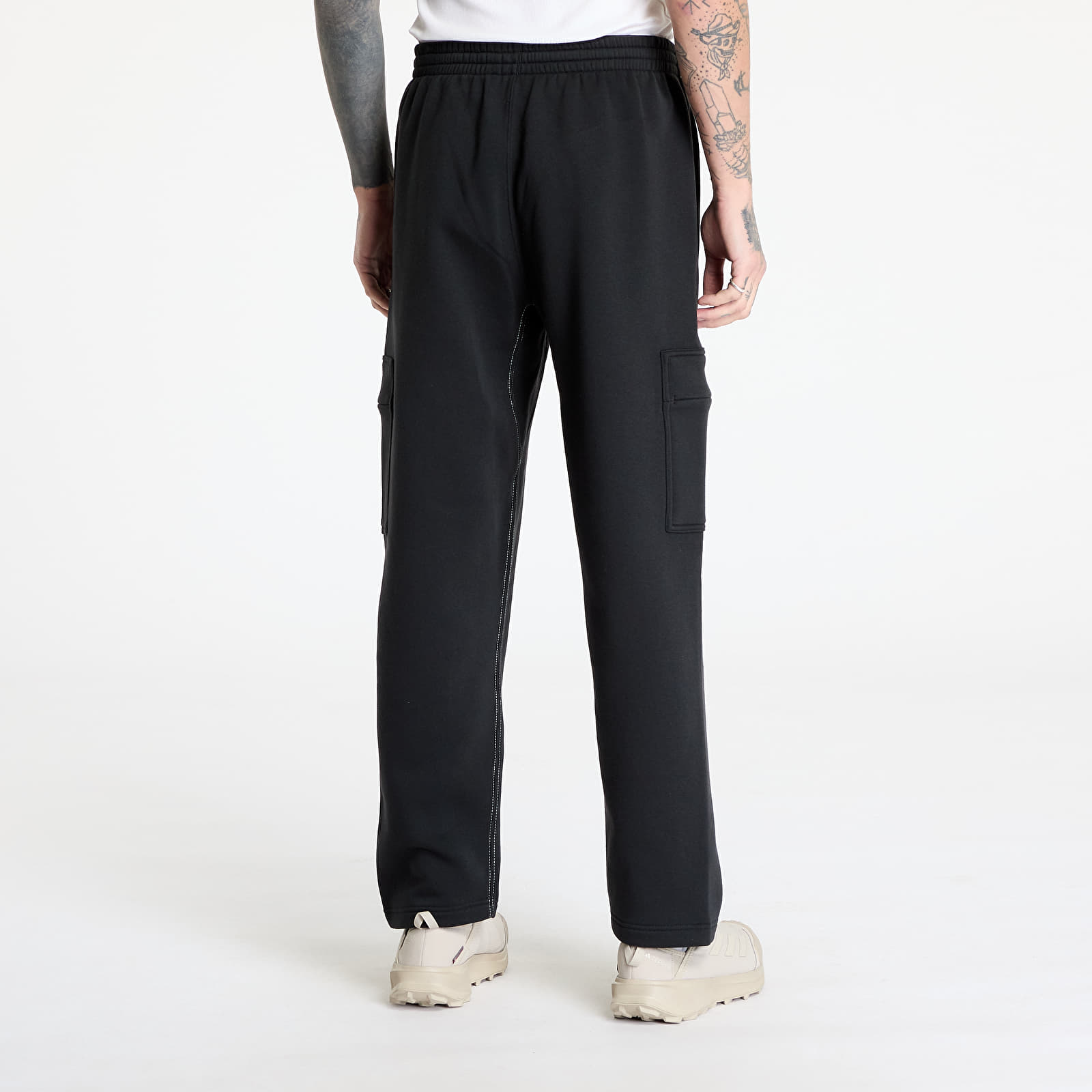Tepláky adidas All Szn Graphic Loose Cargo Pants Black