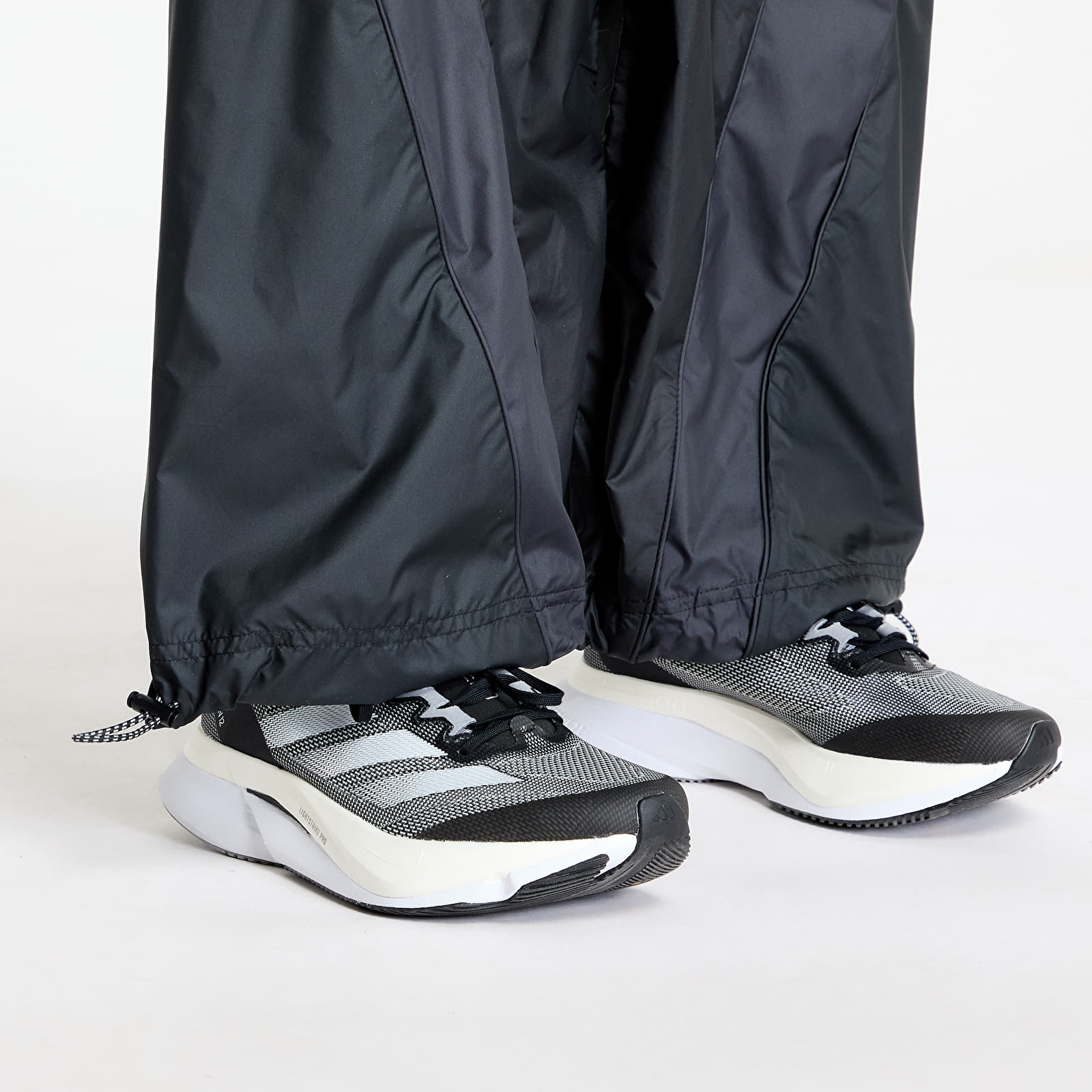 Hosen für Frauen adidas By Stella Mccartney Trackpant Carbon