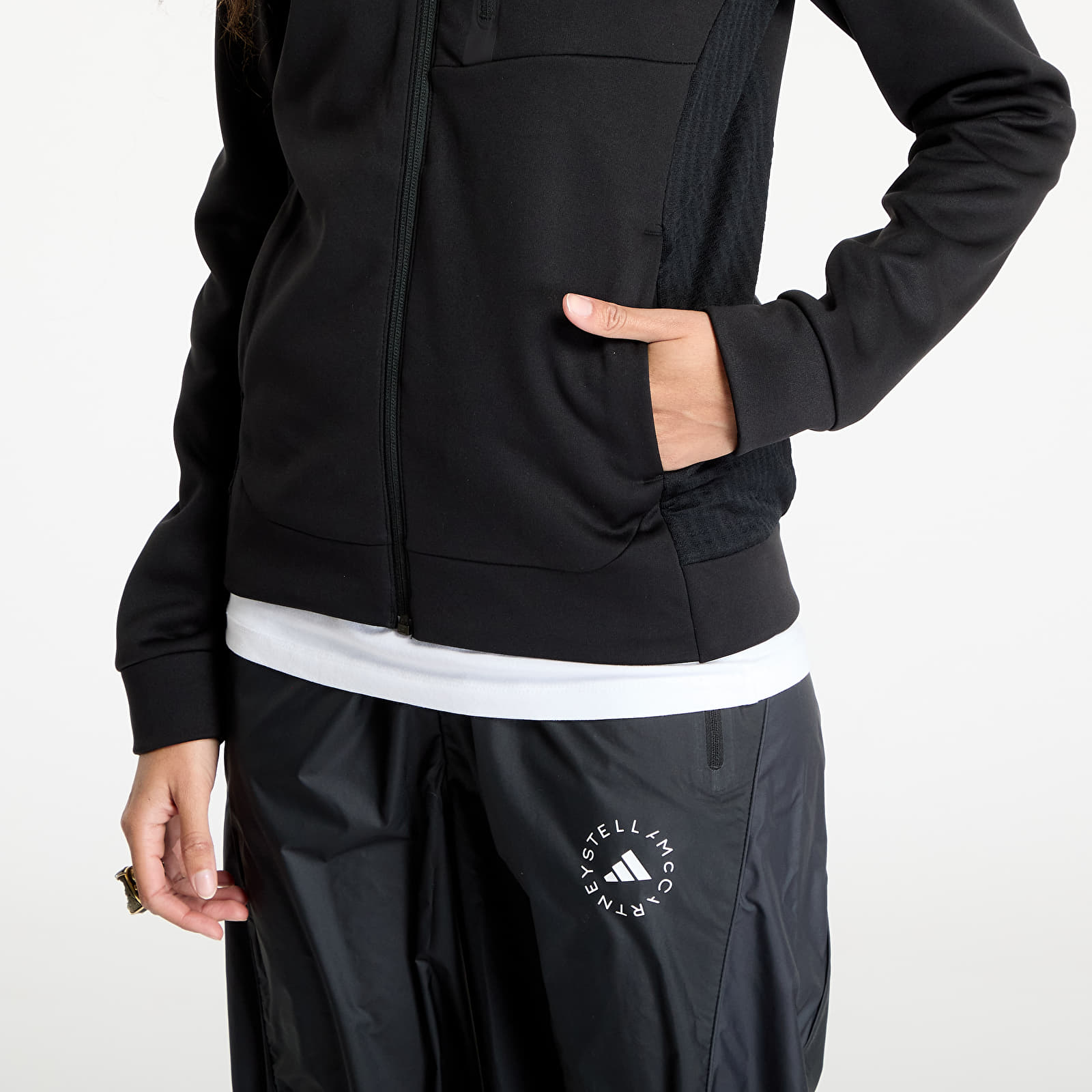 Kapuutsikud ja kampsunid The North Face W Mountain Athletics Full-Zip Fleece TNF Black