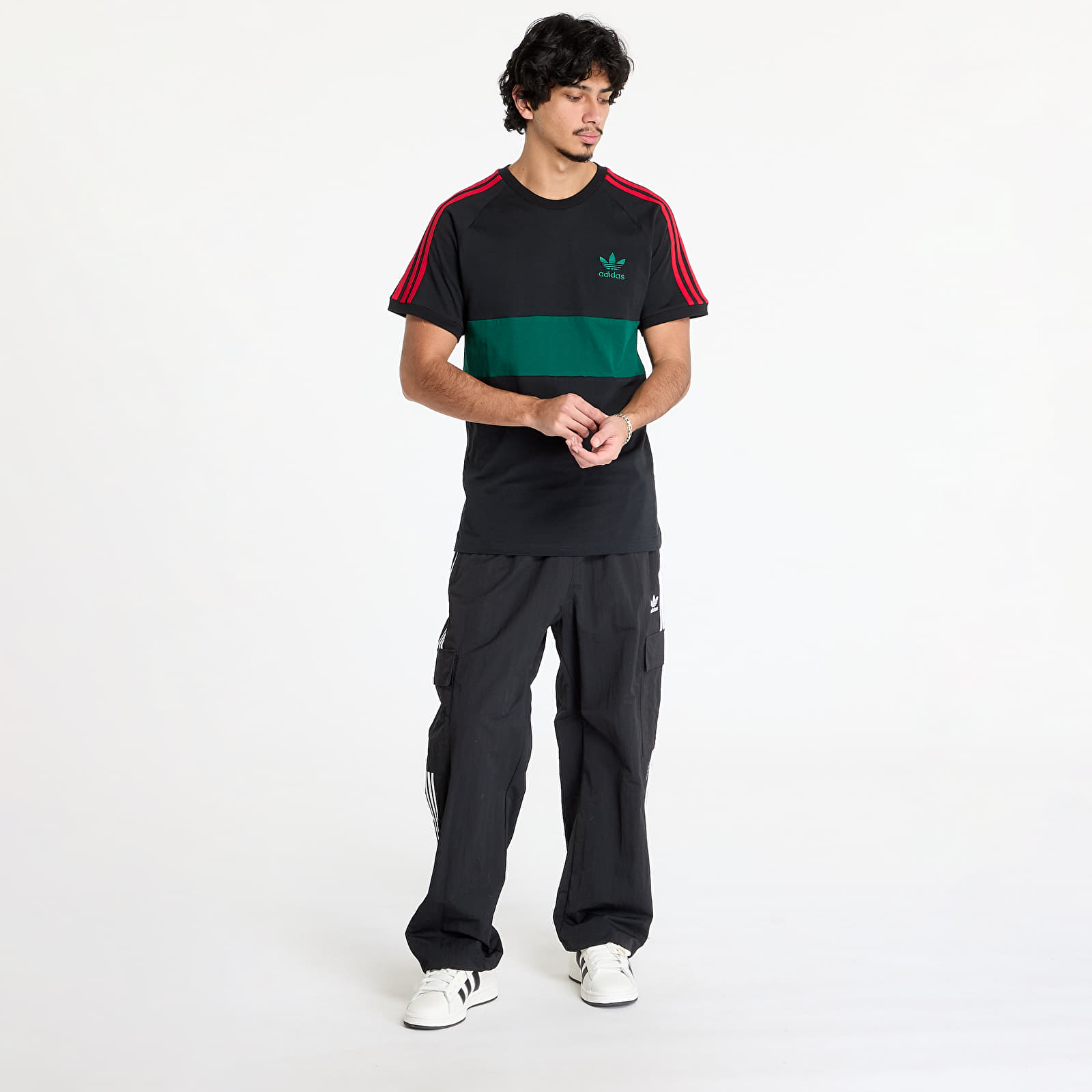 Camisetas de hombre adidas 3 Stripes Panel T-Shirt Black/ Core Green