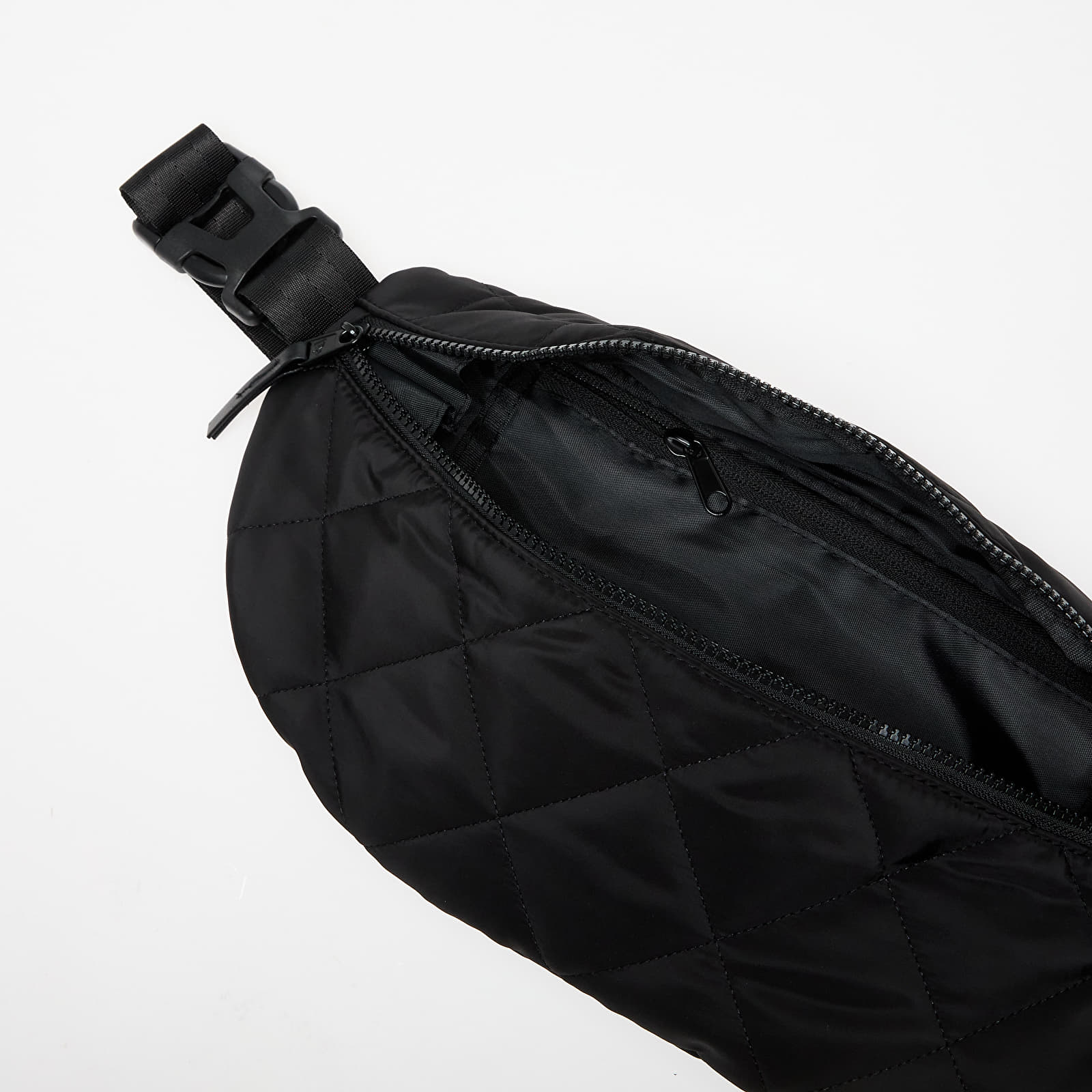 Ledvinky New Era Quilted Waist Bag Black