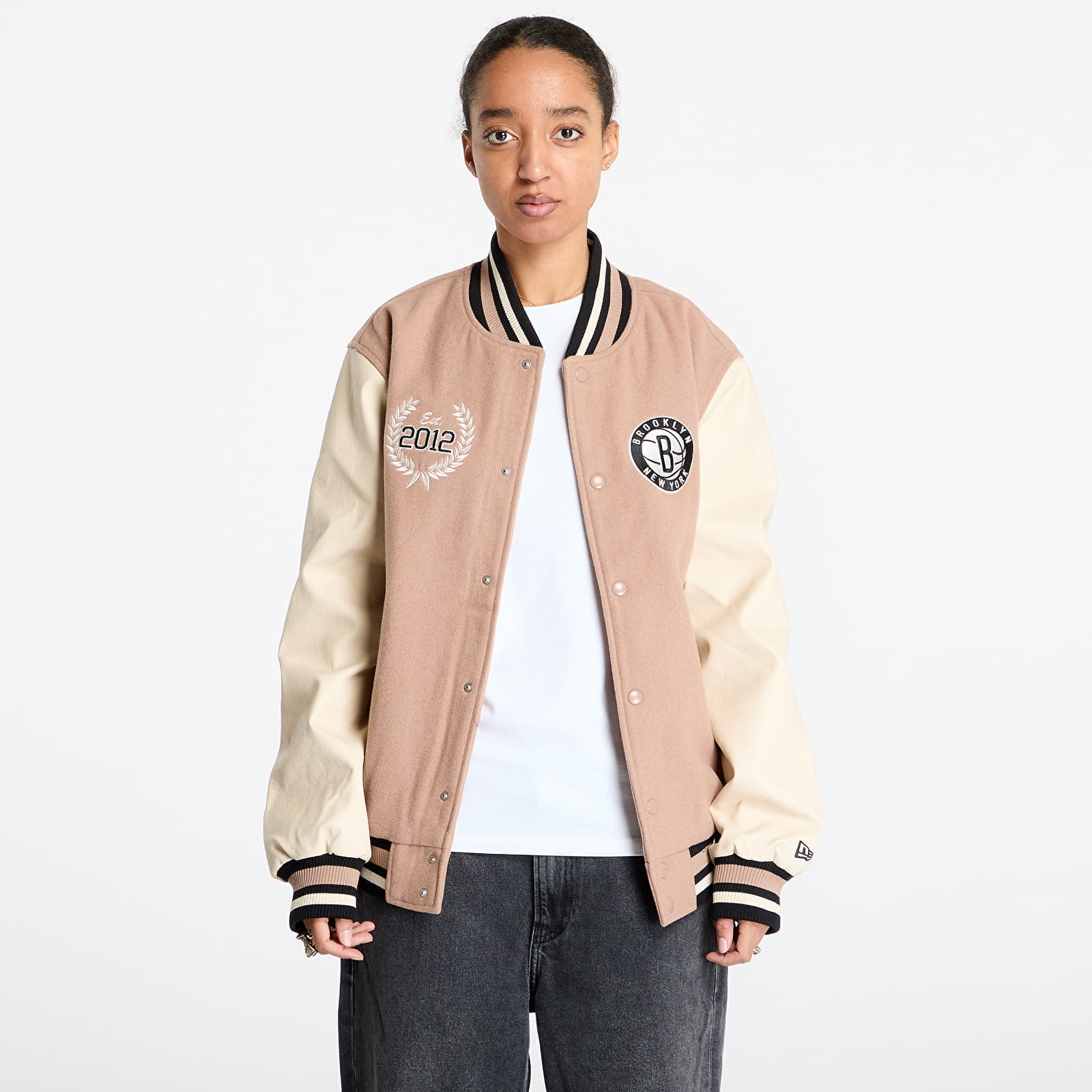 Bomber New Era Brooklyn Nets NBA Lifestyle Beige Varsity Jacket UNISEX Beige - 1 | YEO