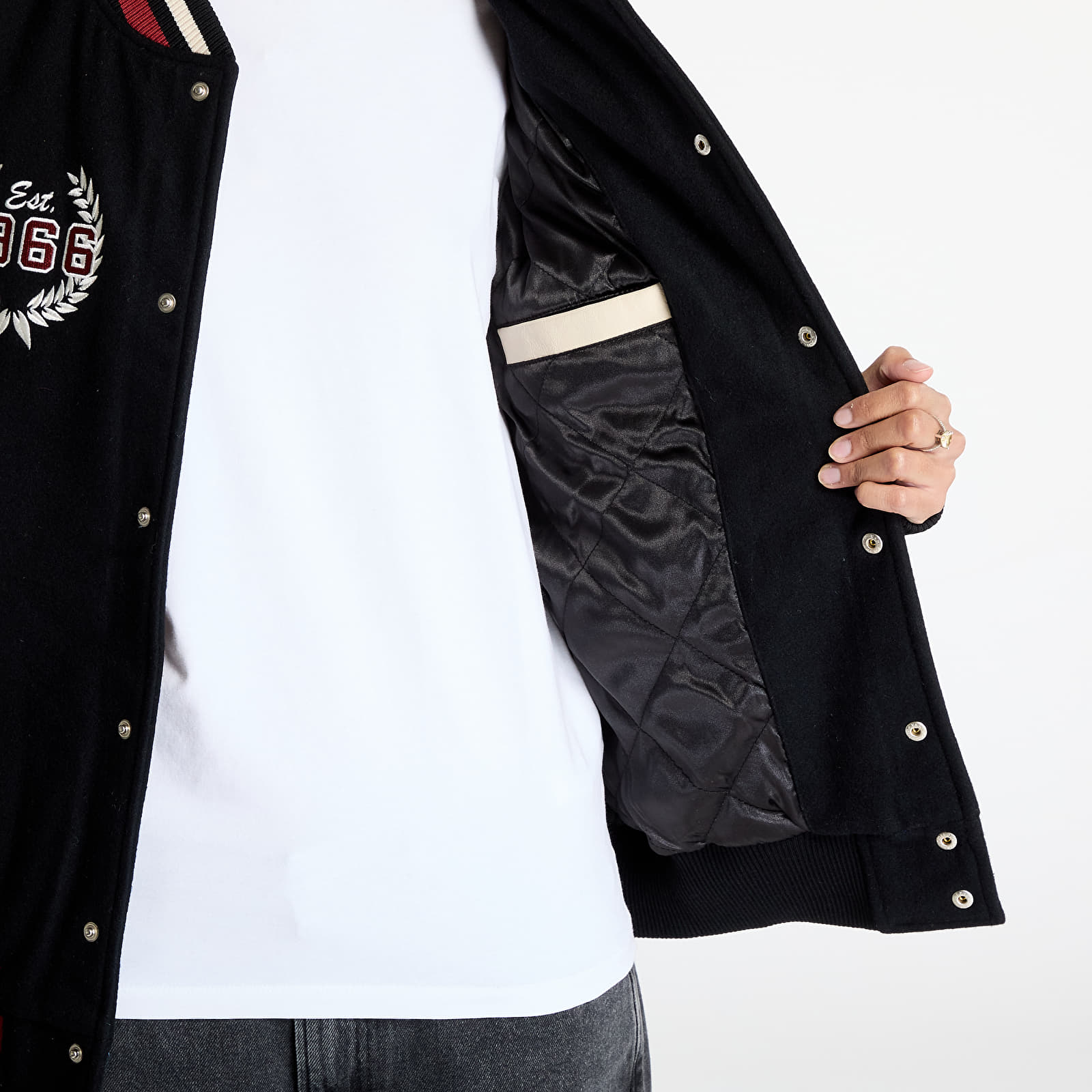 Bomber Jackets New Era Chicago Bulls NBA Lifestyle Varsity Jacket UNISEX Black