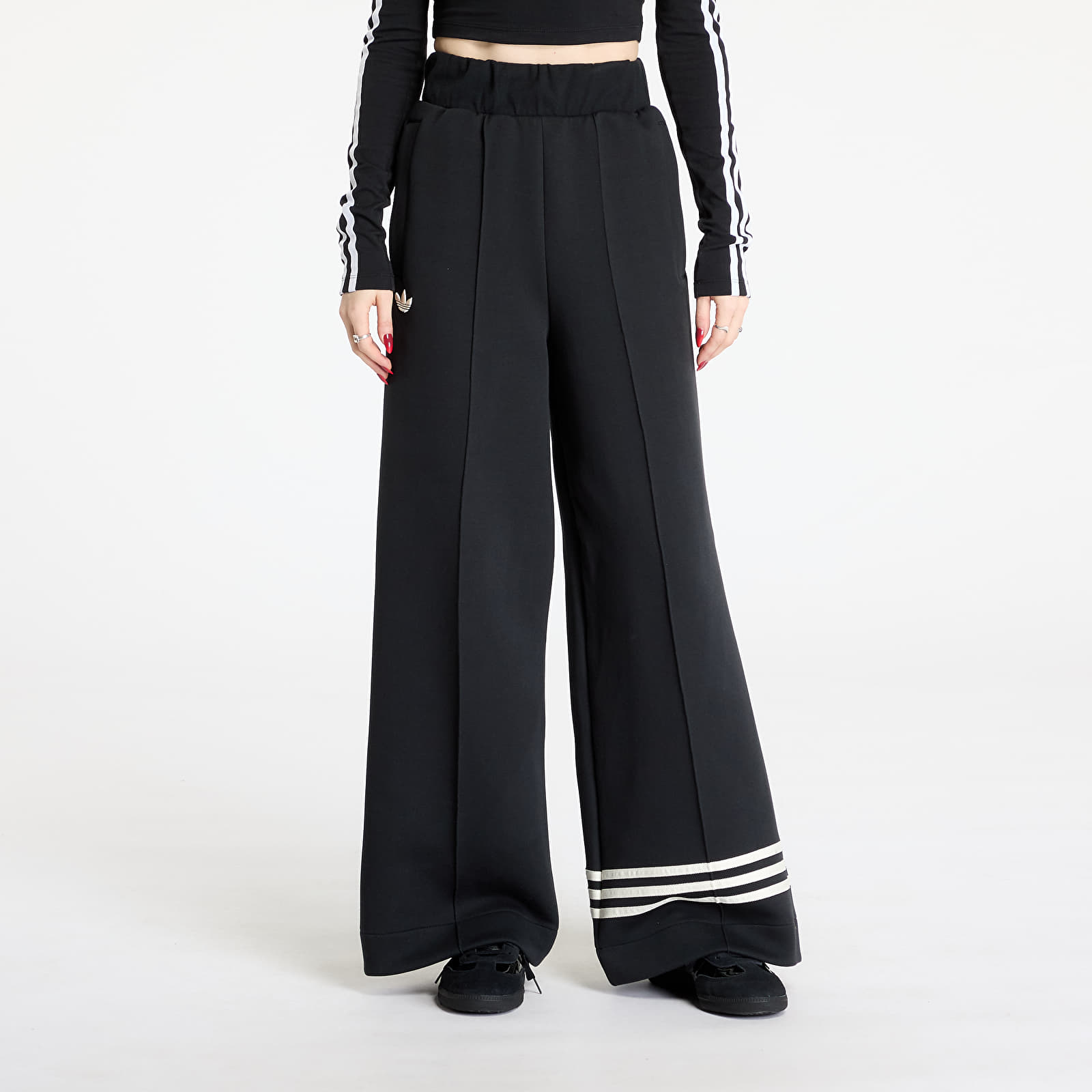 Spodnie dresowe adidas Adicolor Neuclassics Trackpant Black/ Cream White
