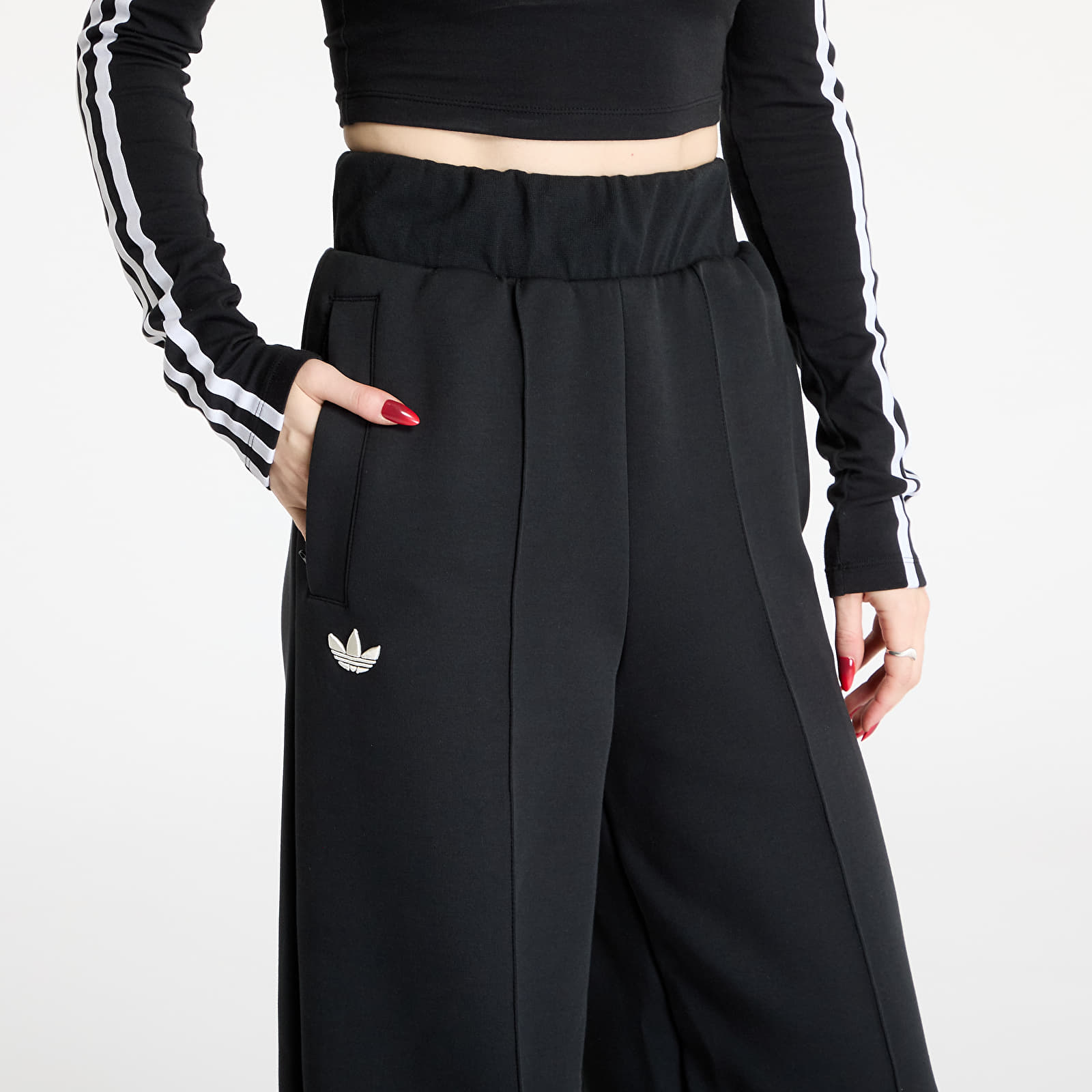 Spodnie dresowe adidas Adicolor Neuclassics Trackpant Black/ Cream White
