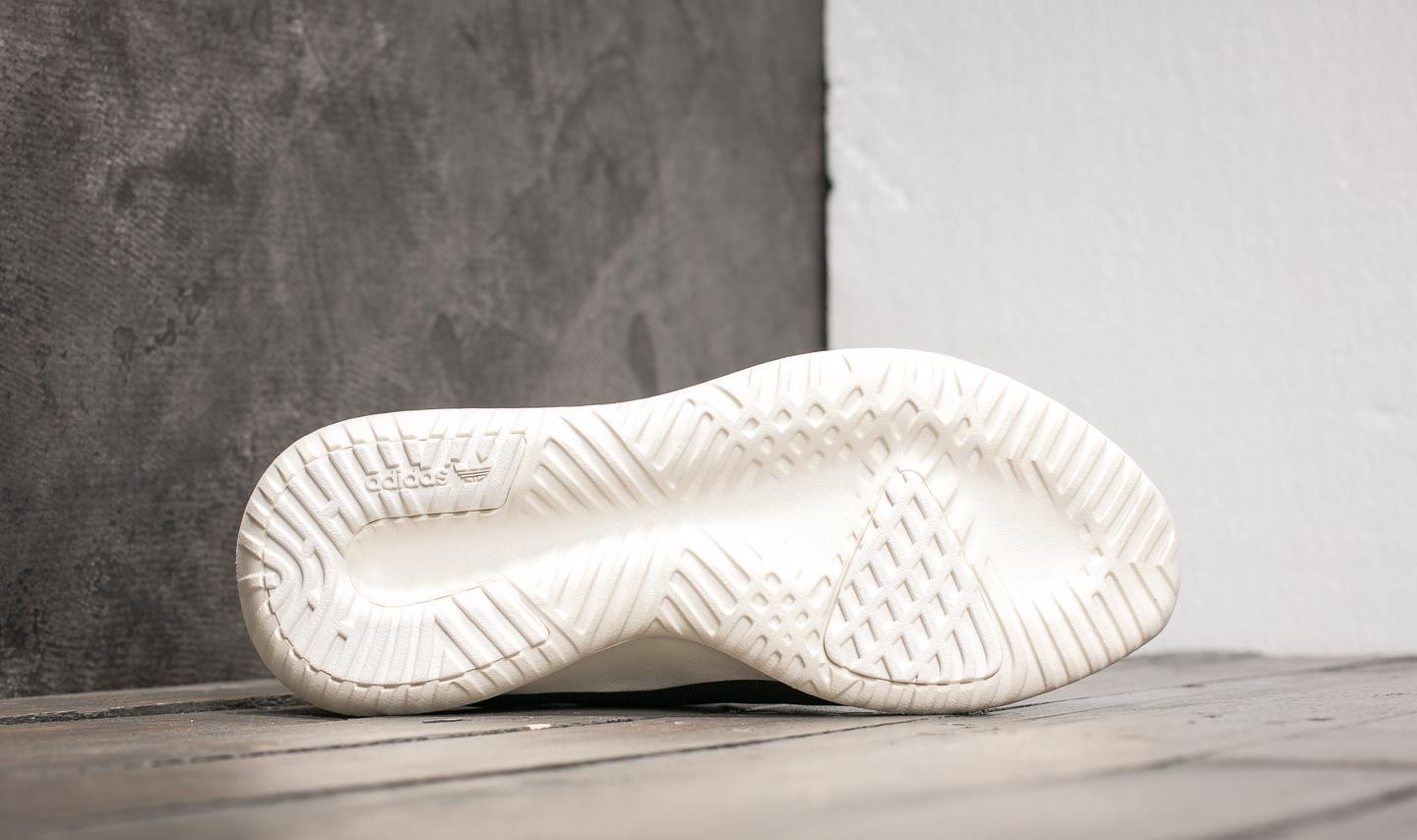 Adidas originals womens tubular sale shadow trainer night cargo