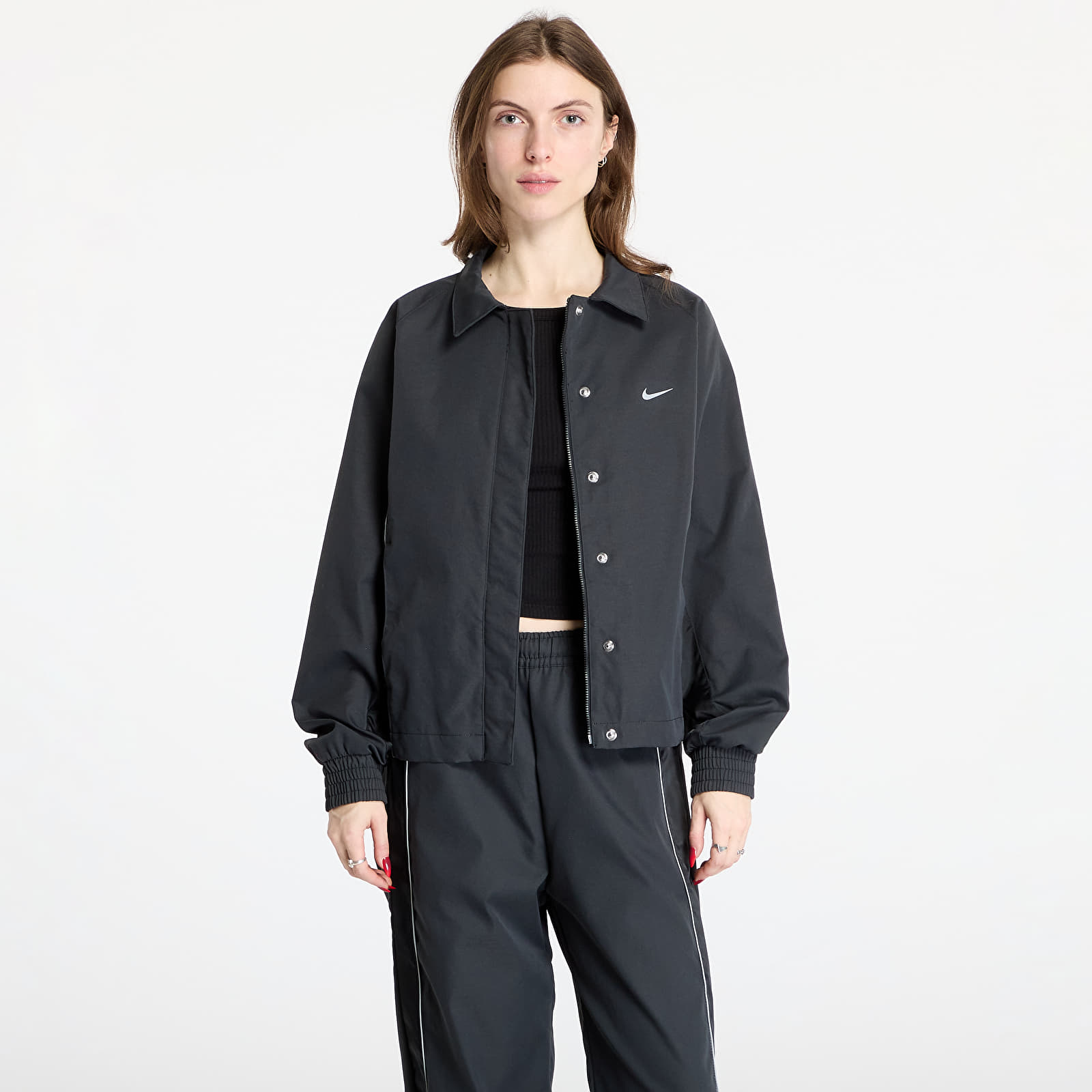 Dámské bundy Nike Sportswear Women's Woven Jacket  Black/ Black