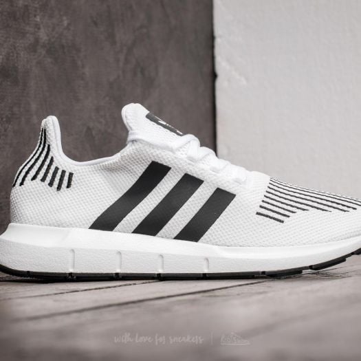 Adidas originals swift run white cq2116 2025