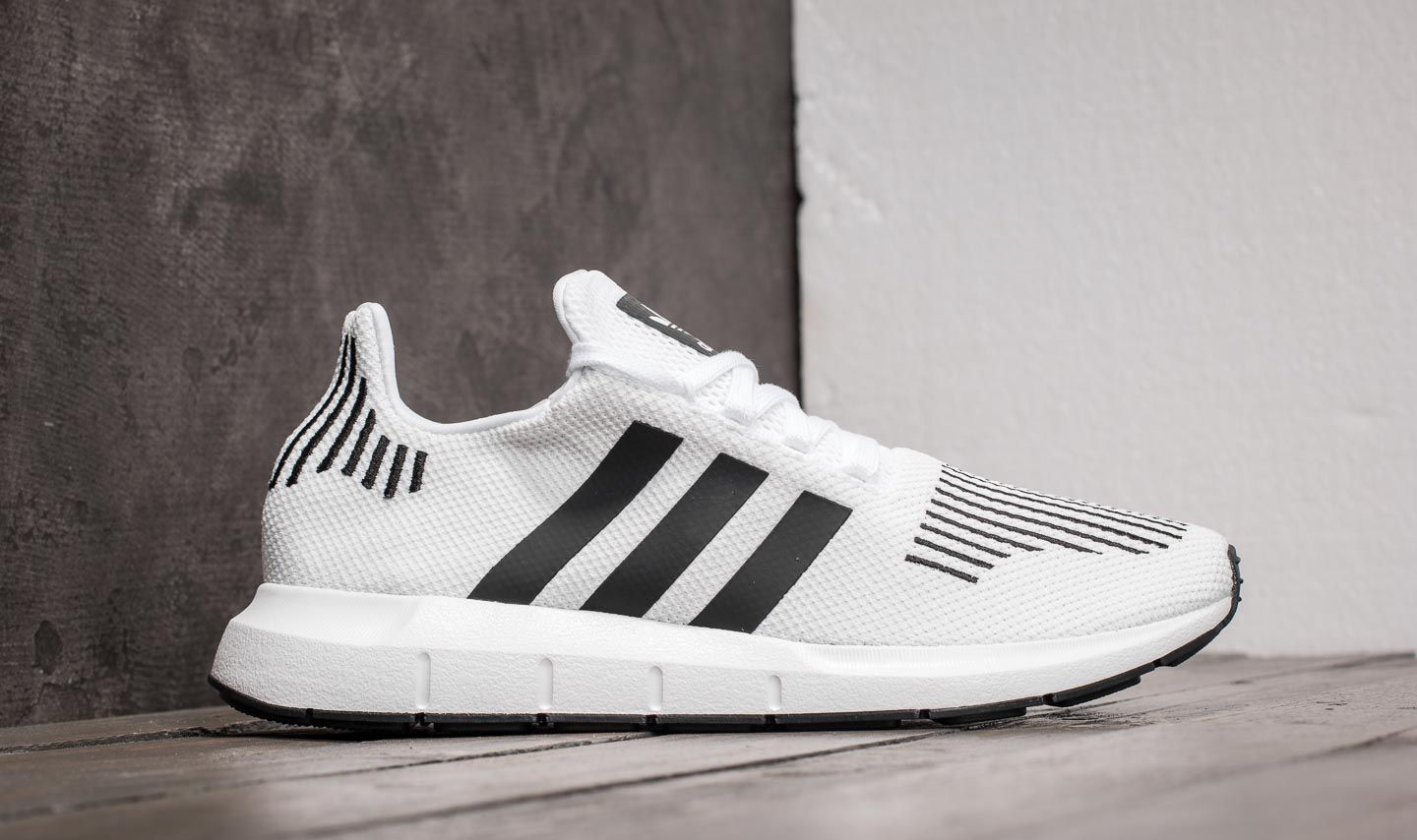 Men s shoes adidas Swift Run Ftw White Core Black Mgreyh Footshop