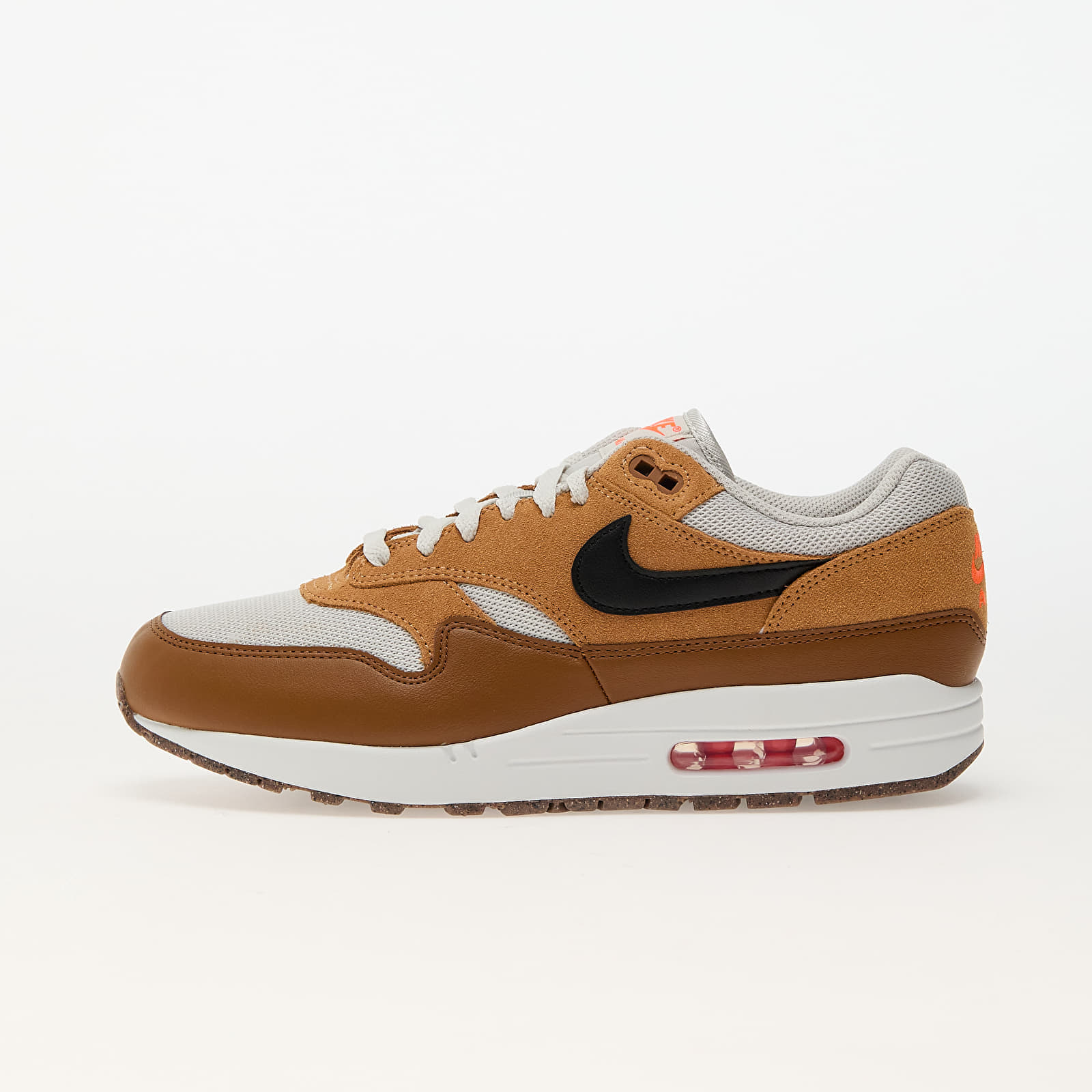 Levně Tenisky Nike Air Max 1 Ess Light Bone/ Black-Flax-British Tan