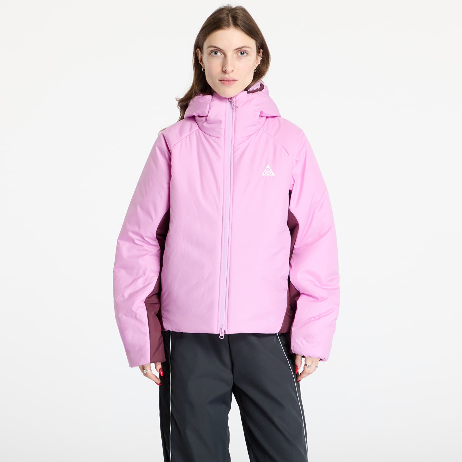 Női kabátok Nike ACG "Rope de Dope" Women's Therma-FIT ADV Jacket Beyond Pink/ Burgundy Crush/ Summit White