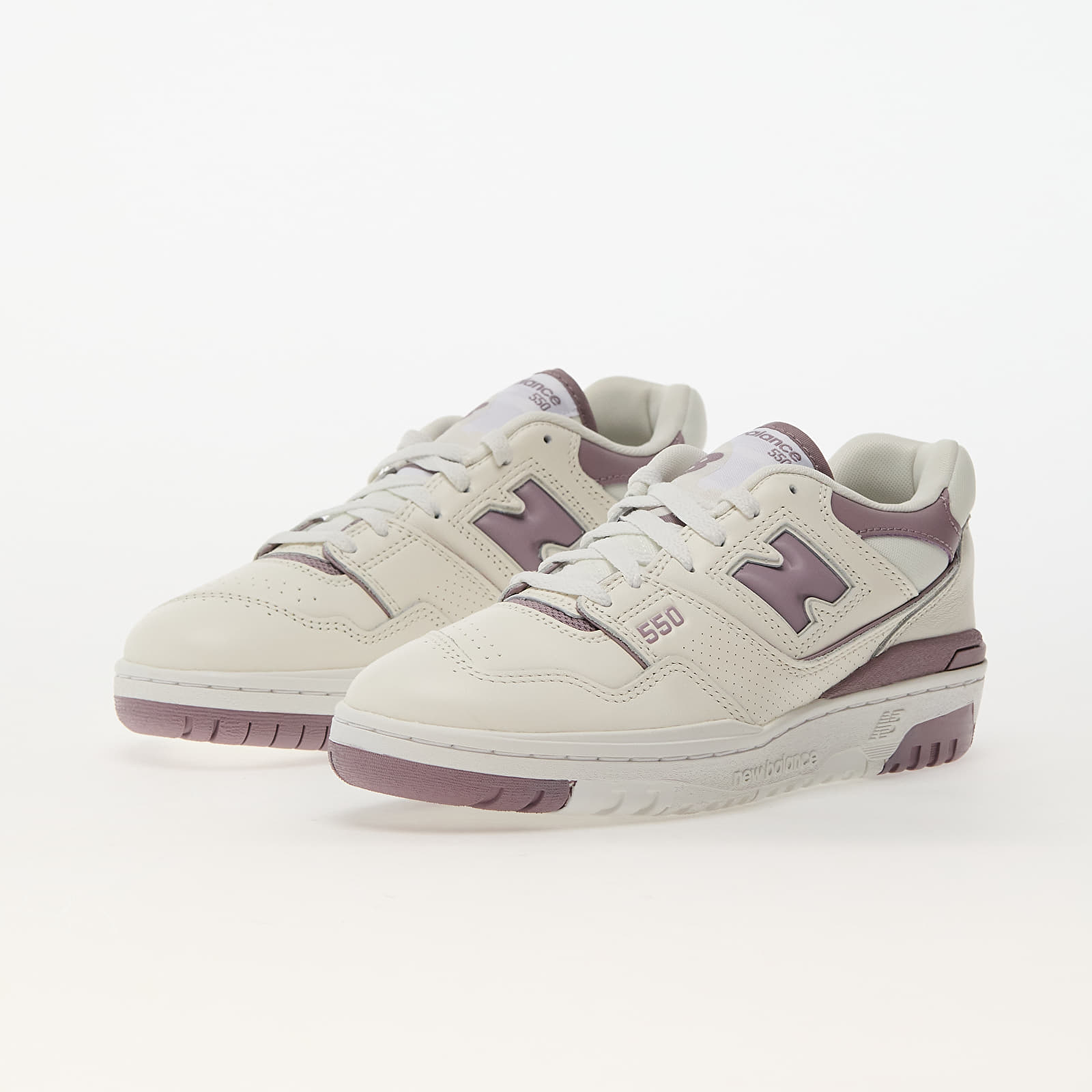 Women's shoes New Balance 550 Sea Salt