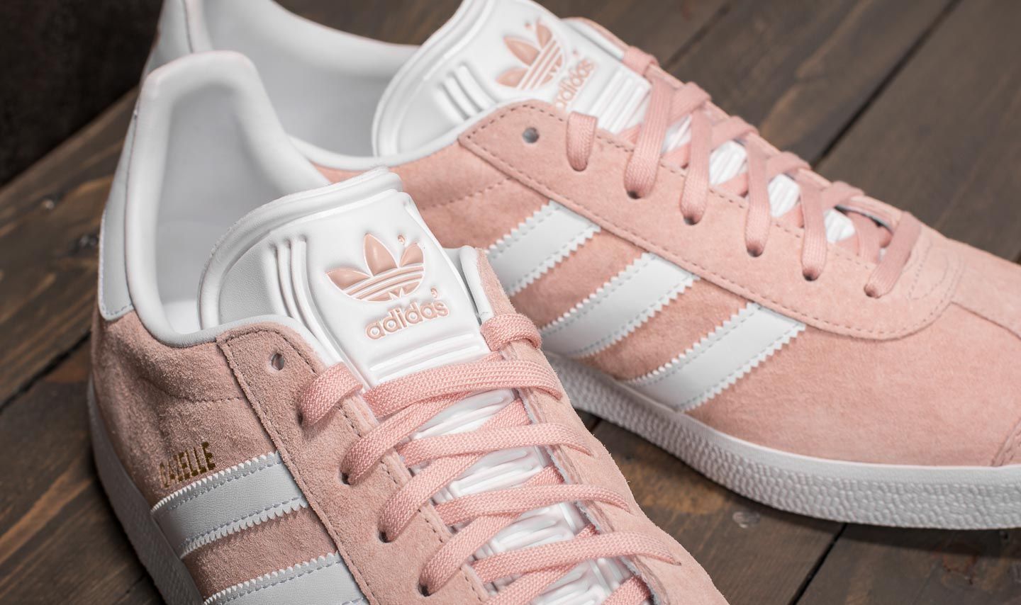 Herresko adidas Gazelle Vappnk/ White/ Gold Metalic