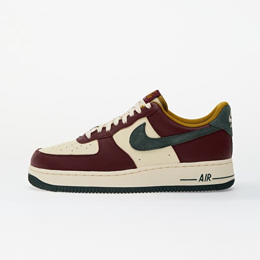 Nike Air Force 1 07 Lv8 Coconut Milk/ Vintage Green-Dark Team Red