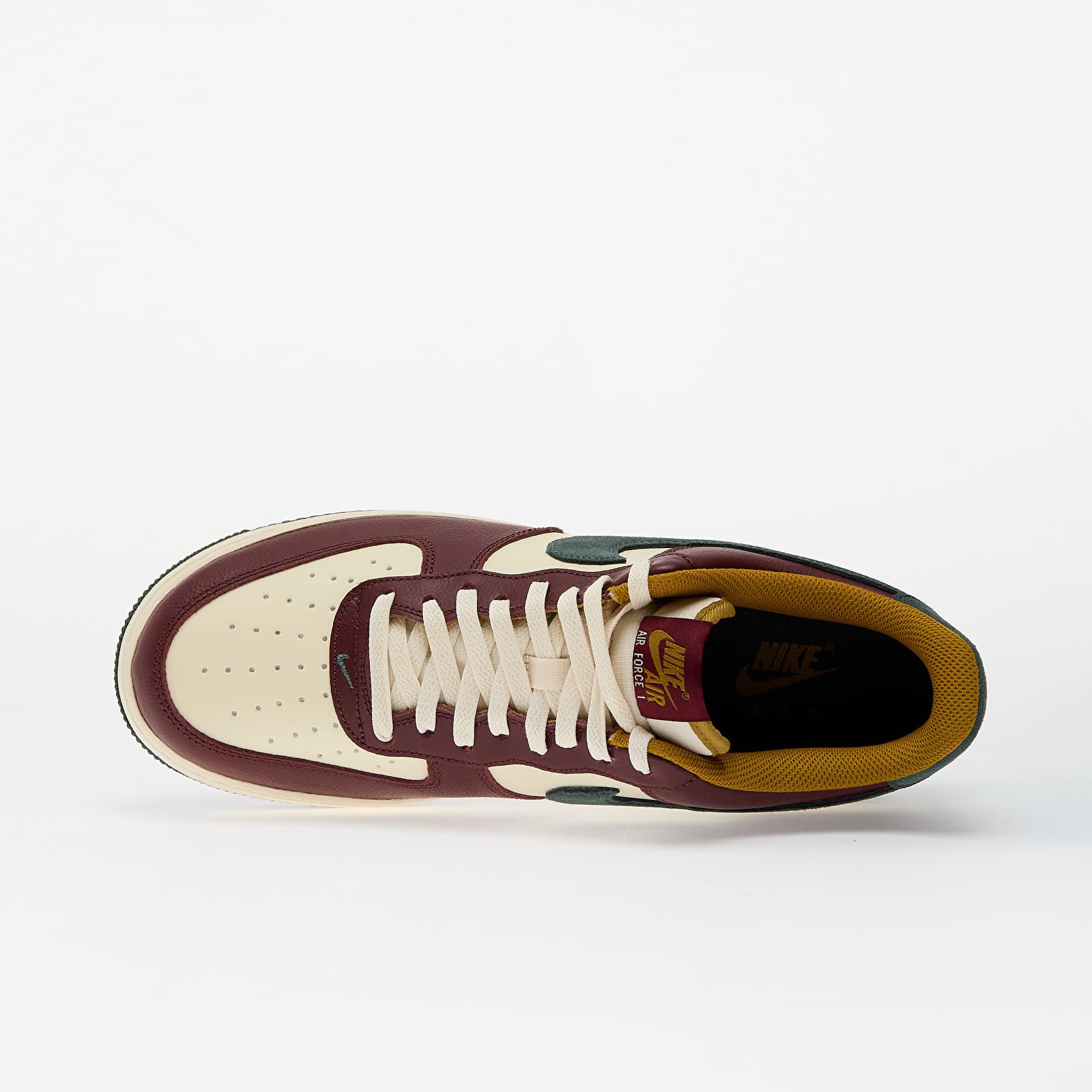 Men's shoes Nike Air Force 1 07 Lv8 Coconut Milk/ Vintage Green-Dark Team Red