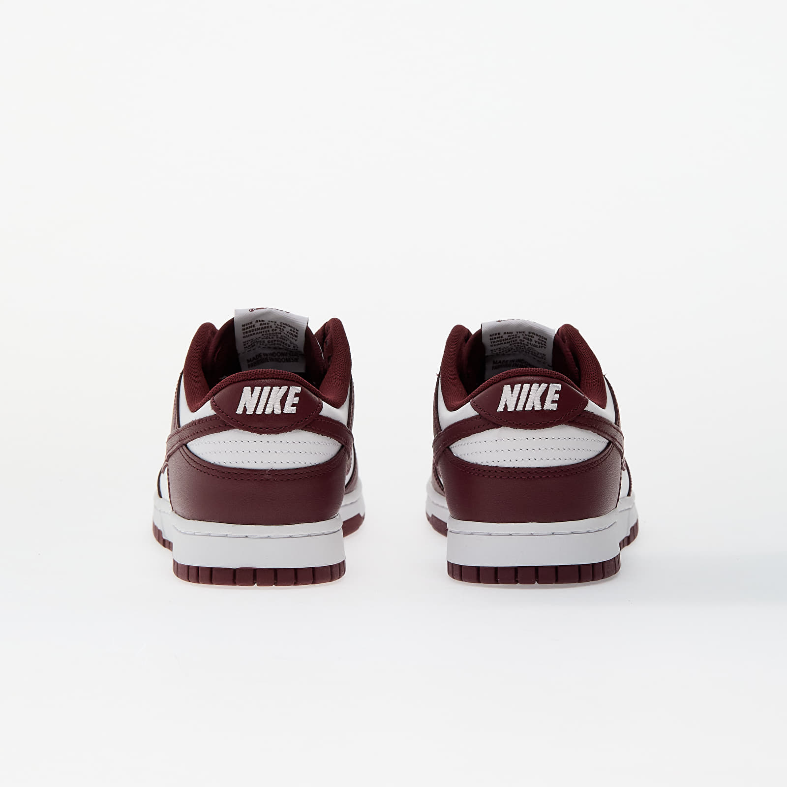 Férfi cipők Nike Dunk Low Retro White/ Redwood-Gym Red