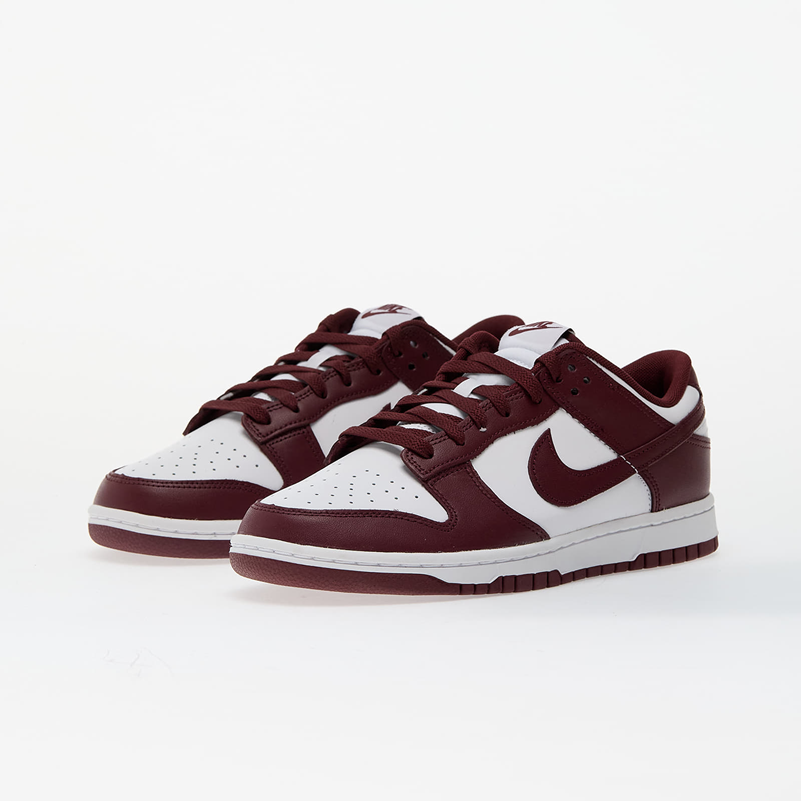Férfi cipők Nike Dunk Low Retro White/ Redwood-Gym Red
