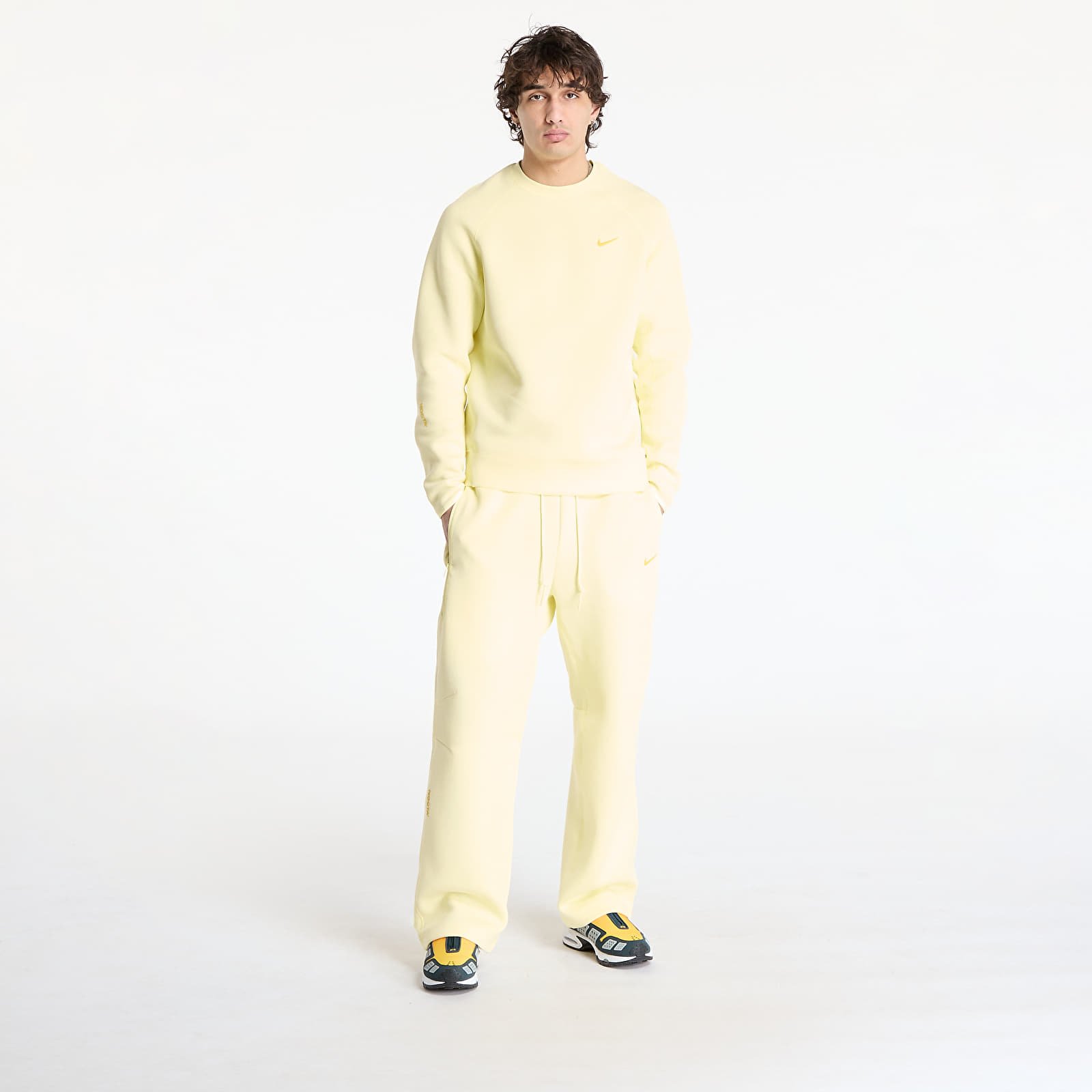 Férfi melegítőnadrágok Nike x NOCTA Tech Fleece Men's Open-Hem Sweatpants Citron Tint/ Vivid Sulfur