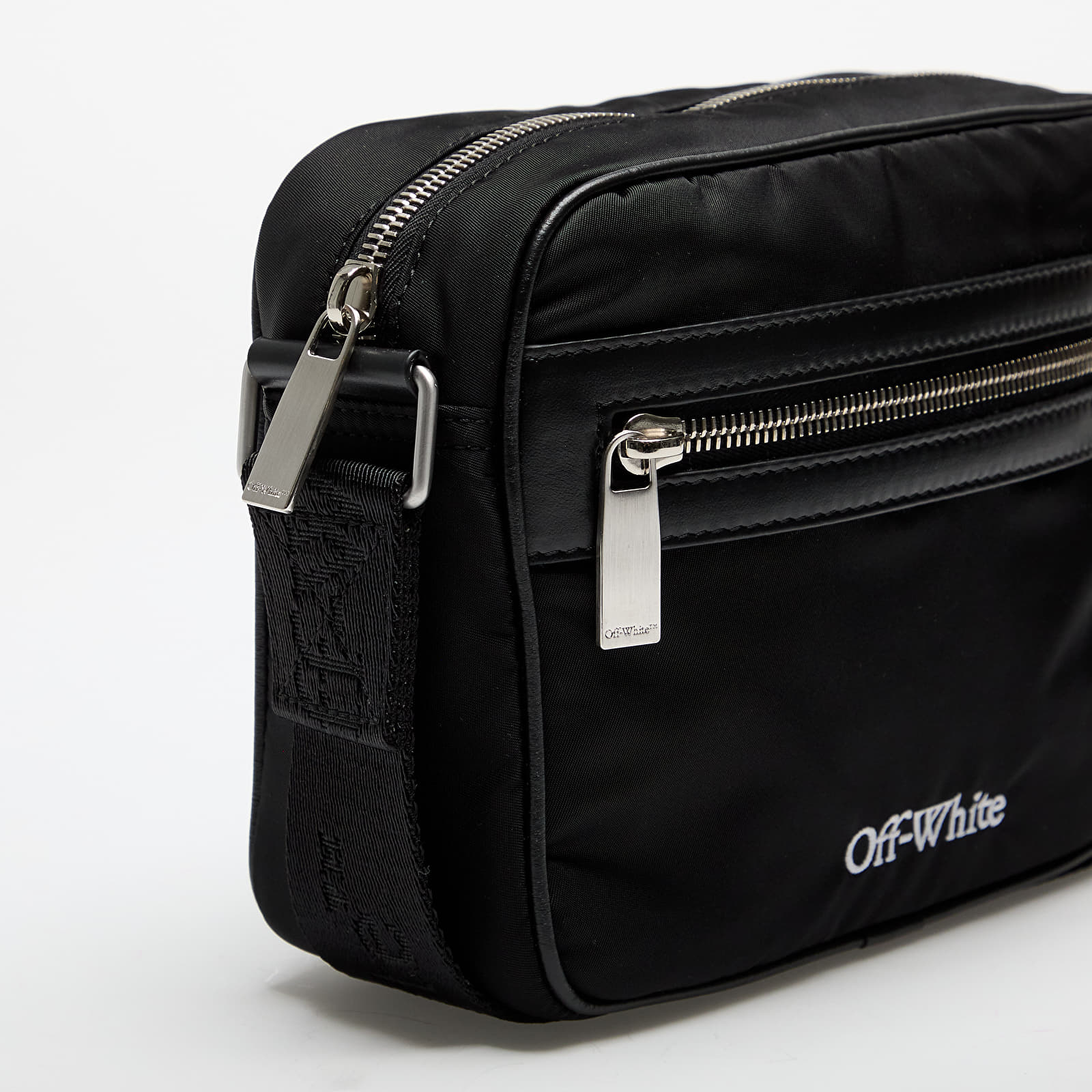 Taschen  Off-White Core Camera Nylon Bag Black