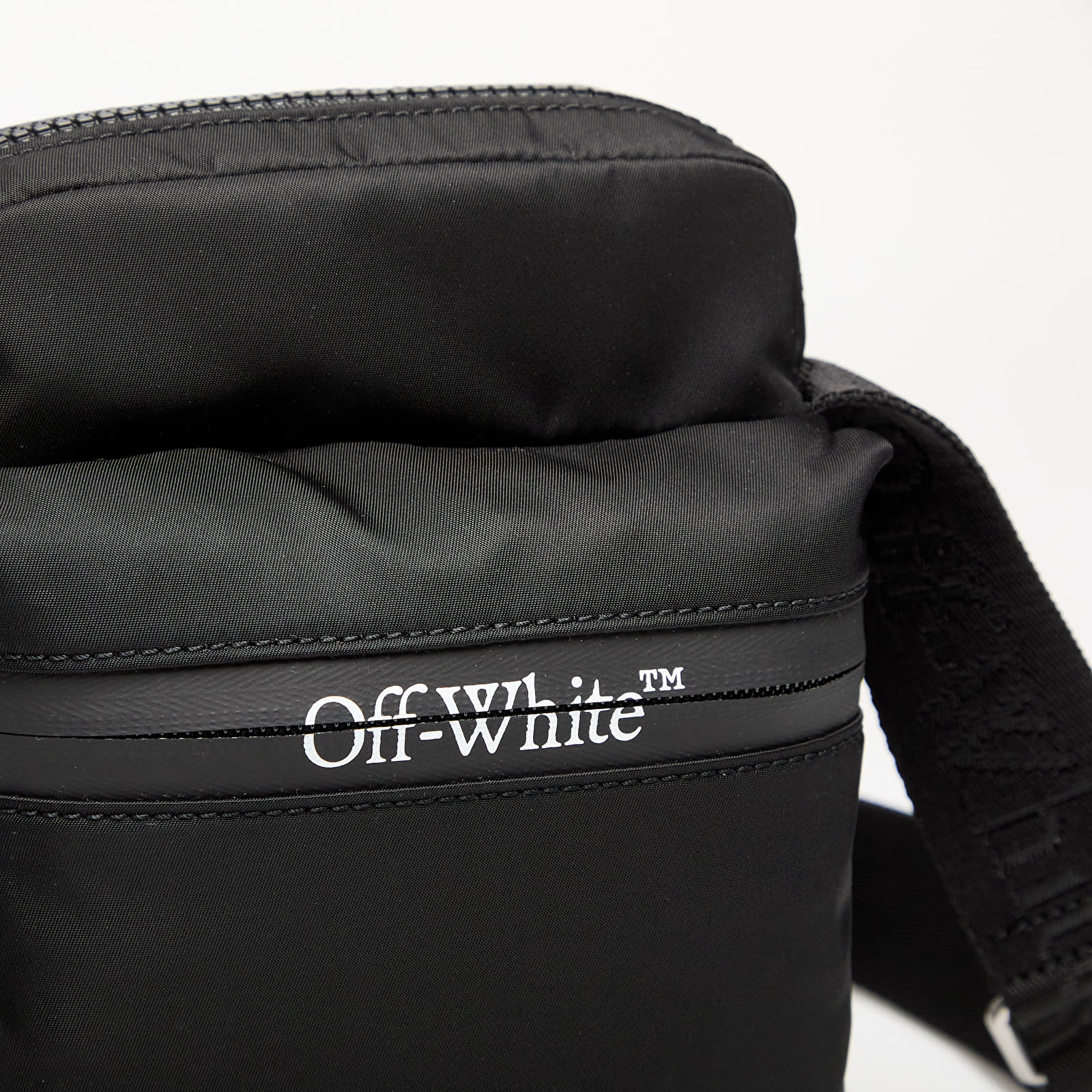 Taschen  Off-White Outdoor Crossbody Nylon Black