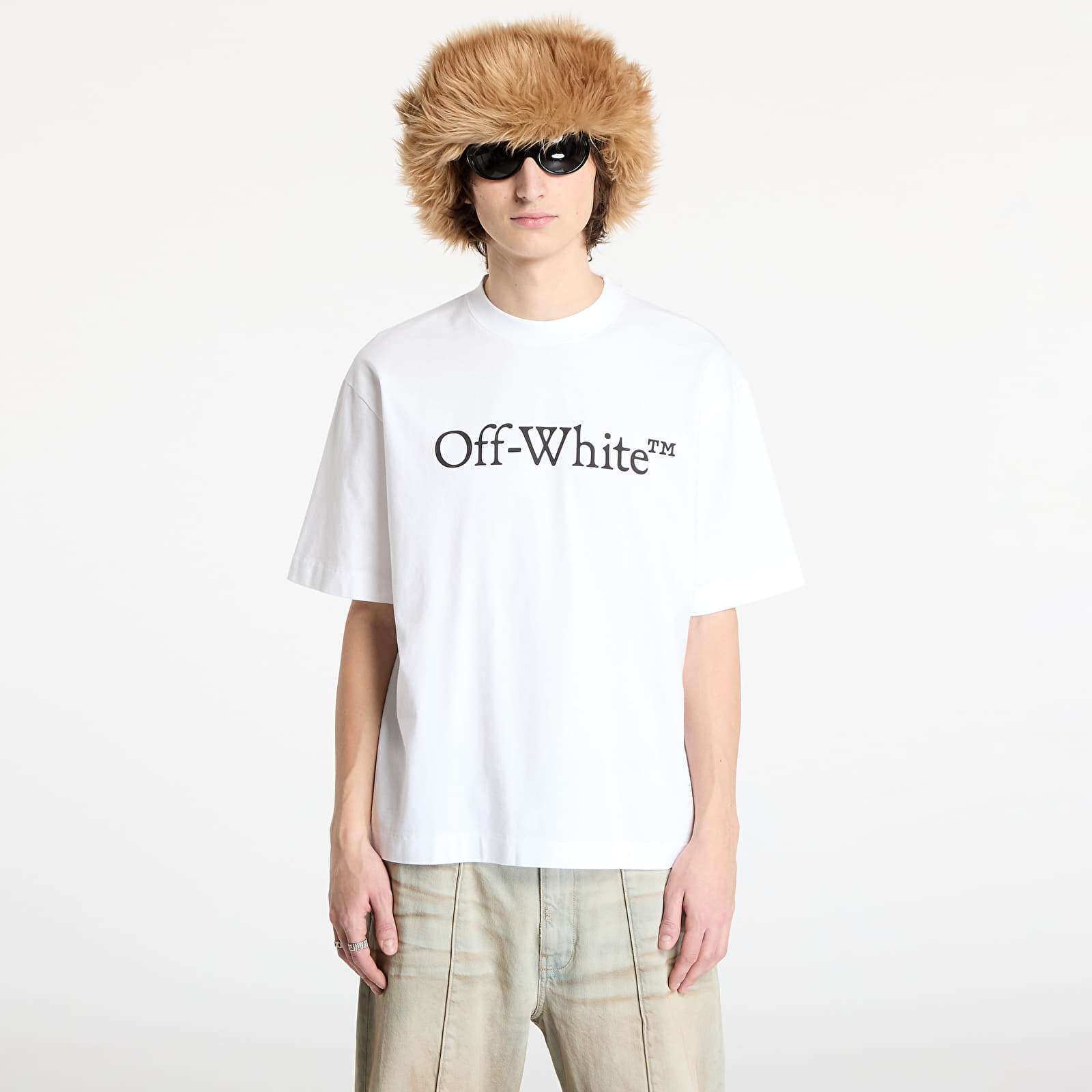 Off white t shirt fall winter clearance