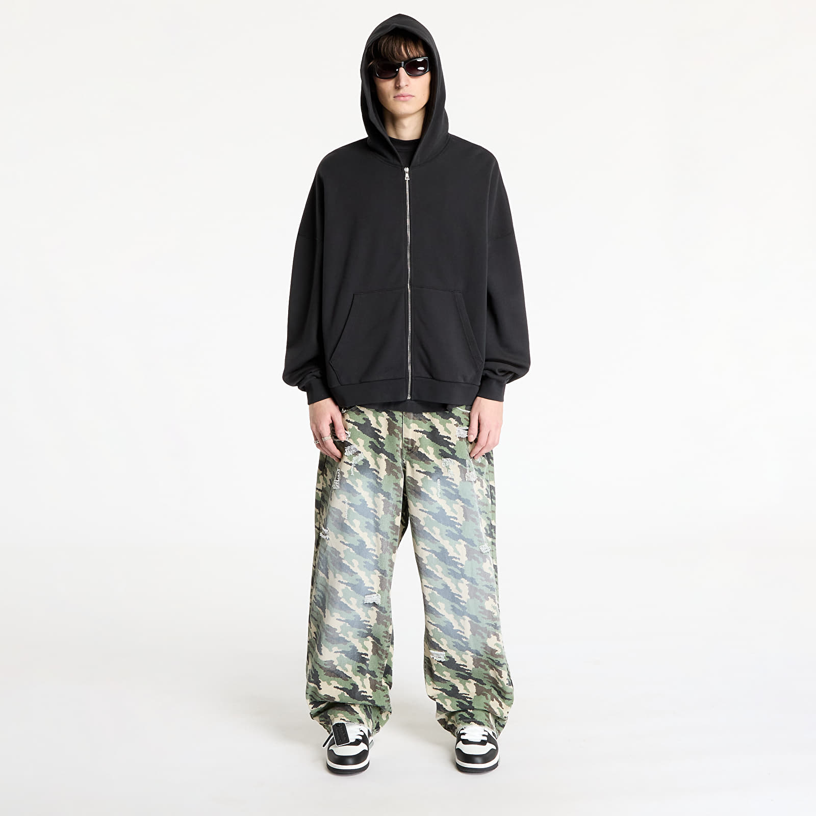 Kapucnis pulóverek és pulcsik Palm Angels Curved Logo Zipped Hoody Black/ Off White