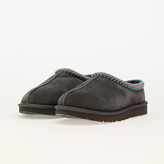 knee length dresses for ladies Ugg Women's Dakota Slipper – villageshoes main image 1