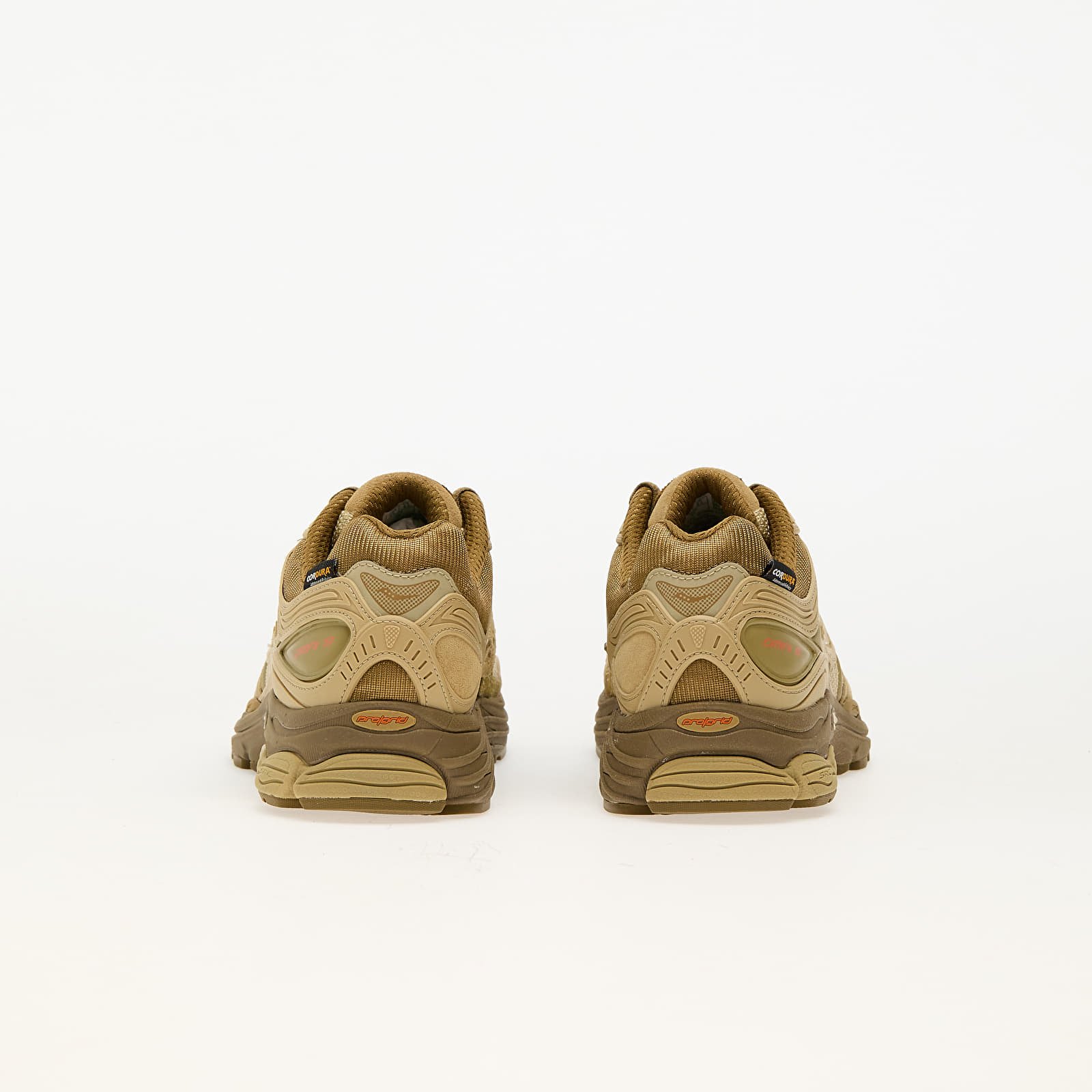 Мъжки кецове и обувки Saucony x Starcow Progrid Omni 9 Beige/ Tan