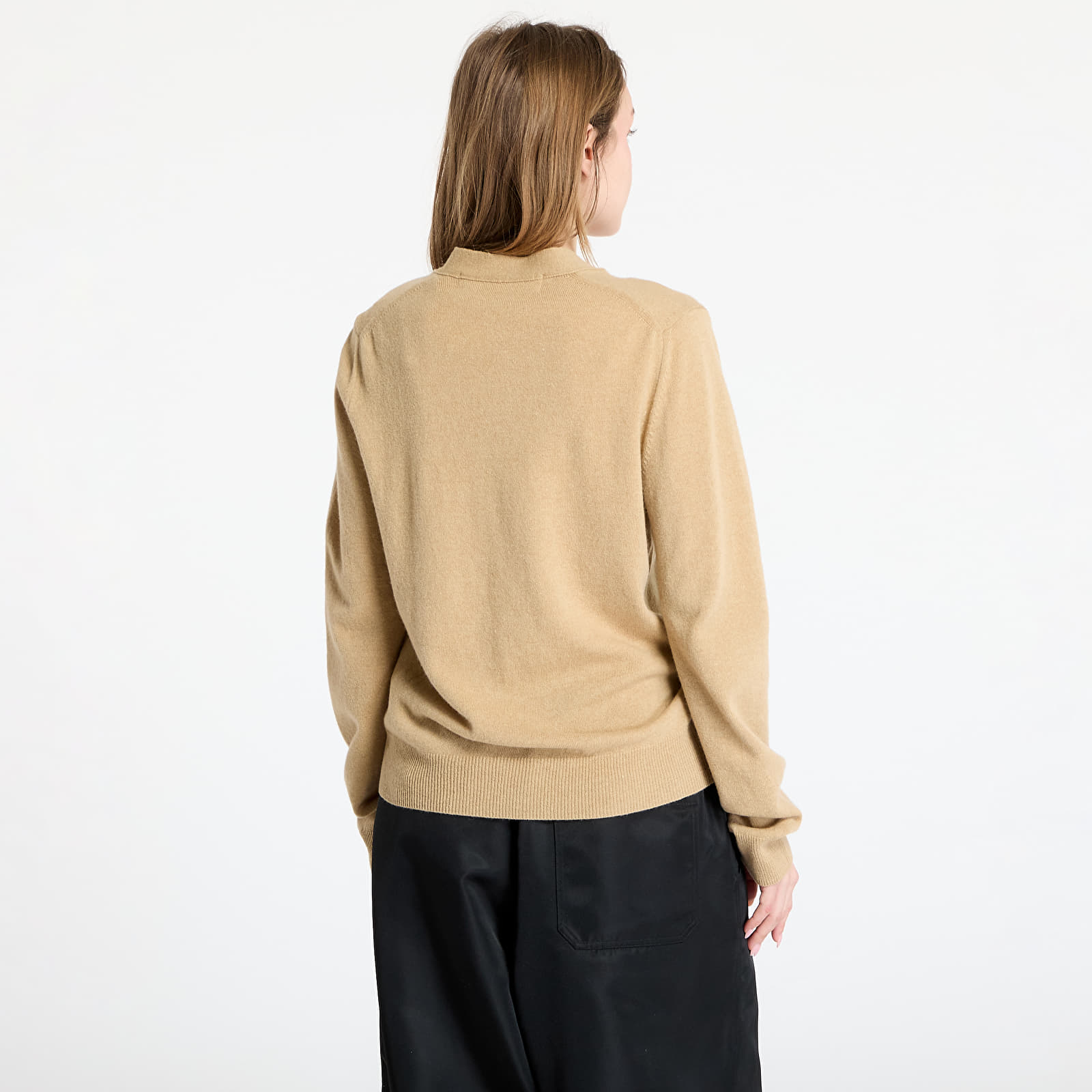 Swetry Comme des Garçons PLAY White Emblem V-Neck Cardigan Knit UNISEX Light Camel