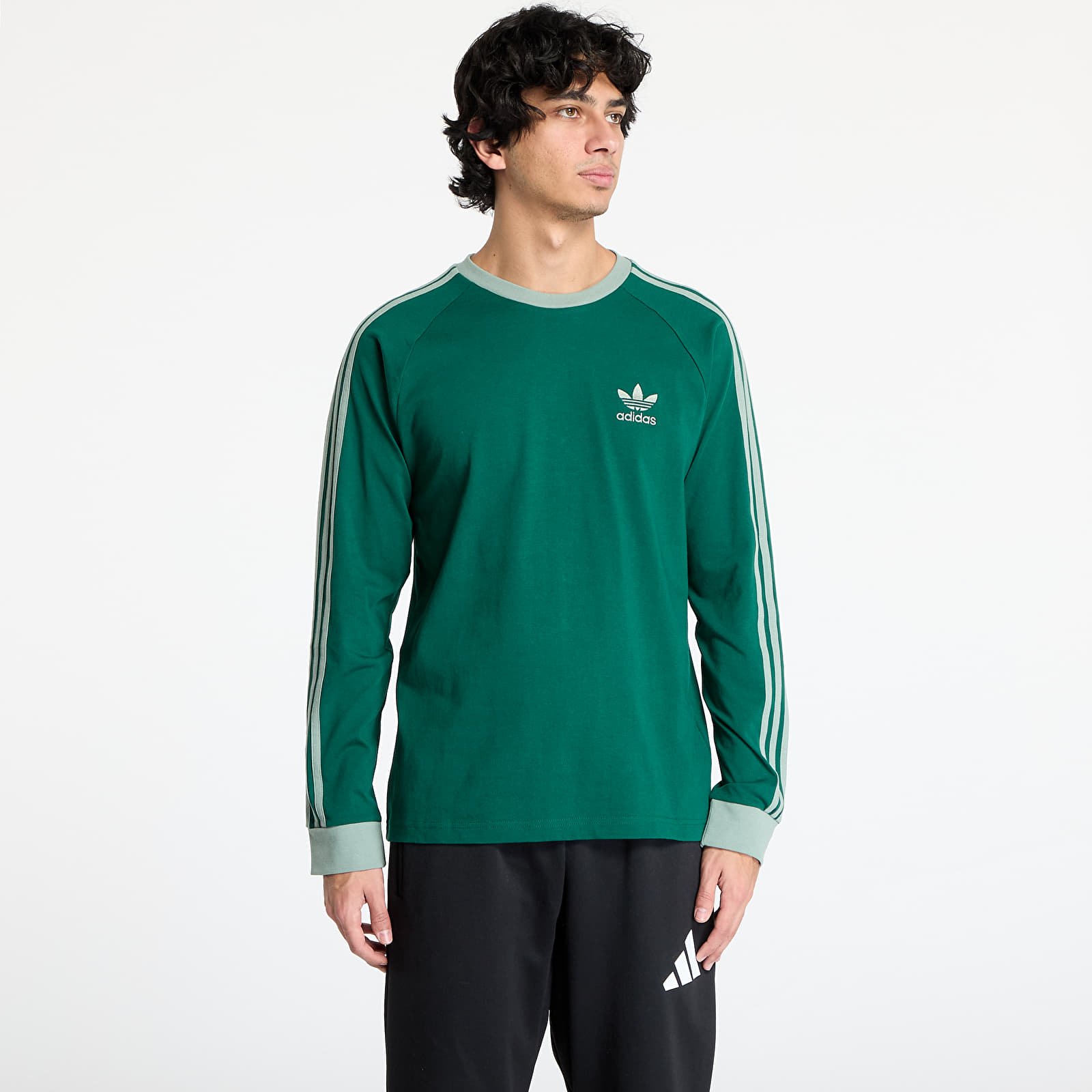 Men's T-shirts adidas Adicolor Classics 3-Stripes Longsleeve T-Shirt Collegiate Green