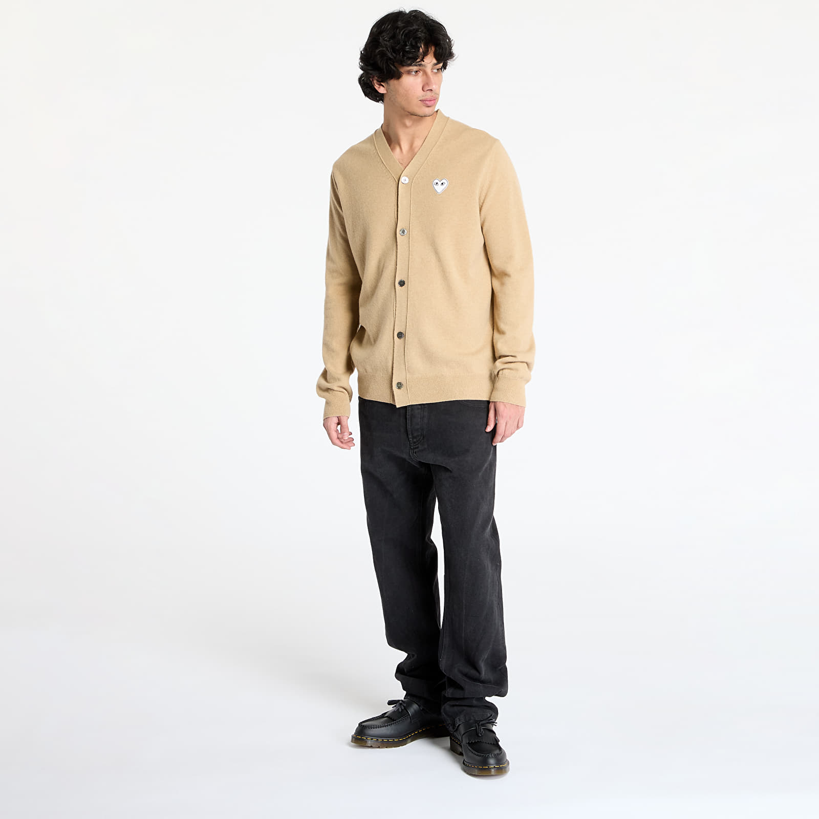 Pullover Comme des Garçons PLAY White Emblem V-Neck Cardigan Knit UNISEX Light Camel