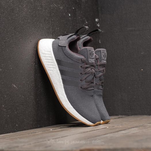 Originals nmd r2 trainer shop utility black  gum