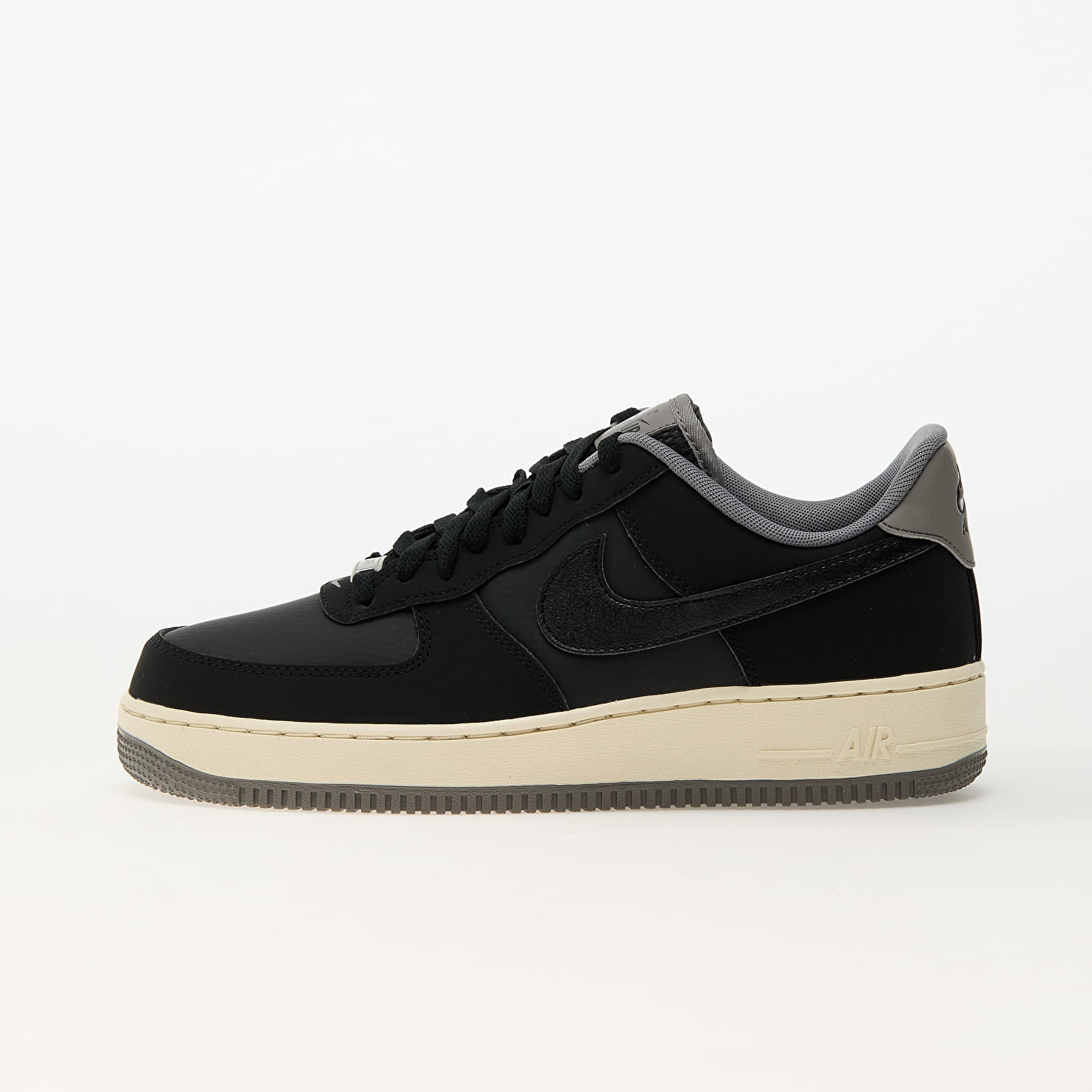 Herren Sneaker und Schuhe Nike Air Force 1 '07 Lv8 Black/ Black-Flat Pewter-Coconut Milk