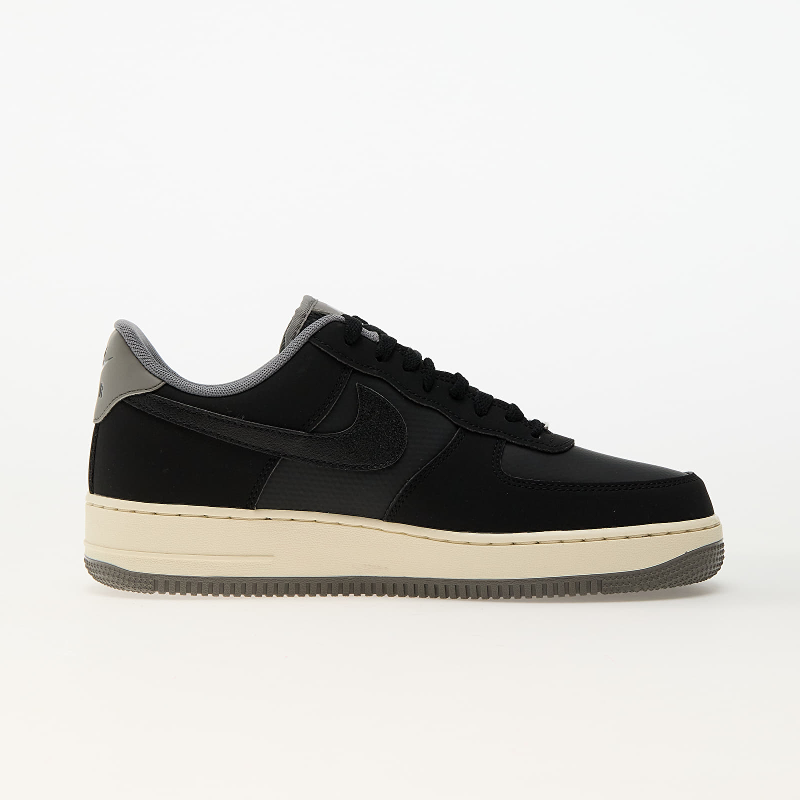 Herren Sneaker und Schuhe Nike Air Force 1 '07 Lv8 Black/ Black-Flat Pewter-Coconut Milk