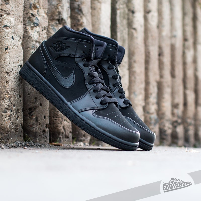 Air Jordan 1 Mid BG
