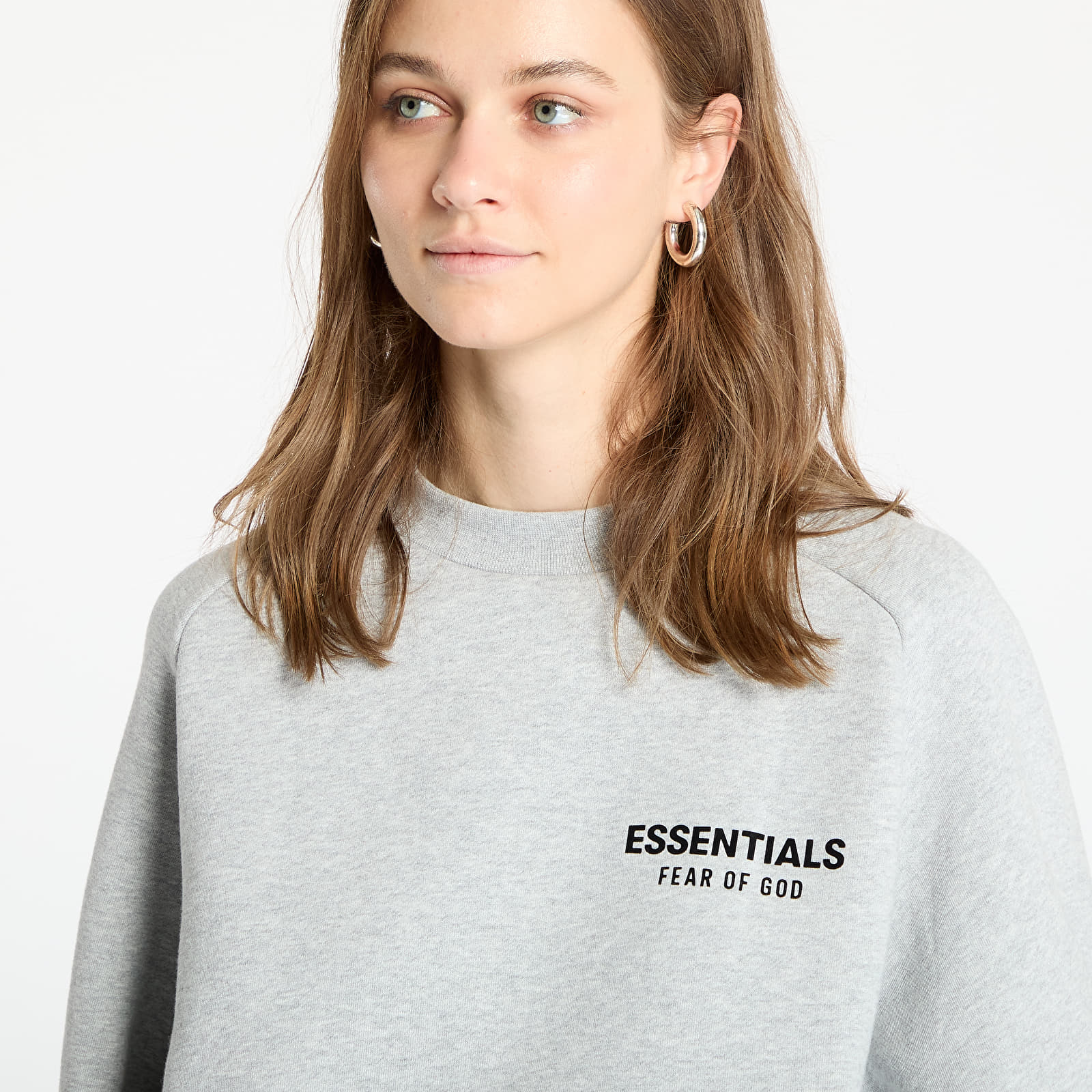 Hettegensere og sweatshirts Fear Of God ESSENTIALS Fleece Cropped Crewneck Light Heather Gray