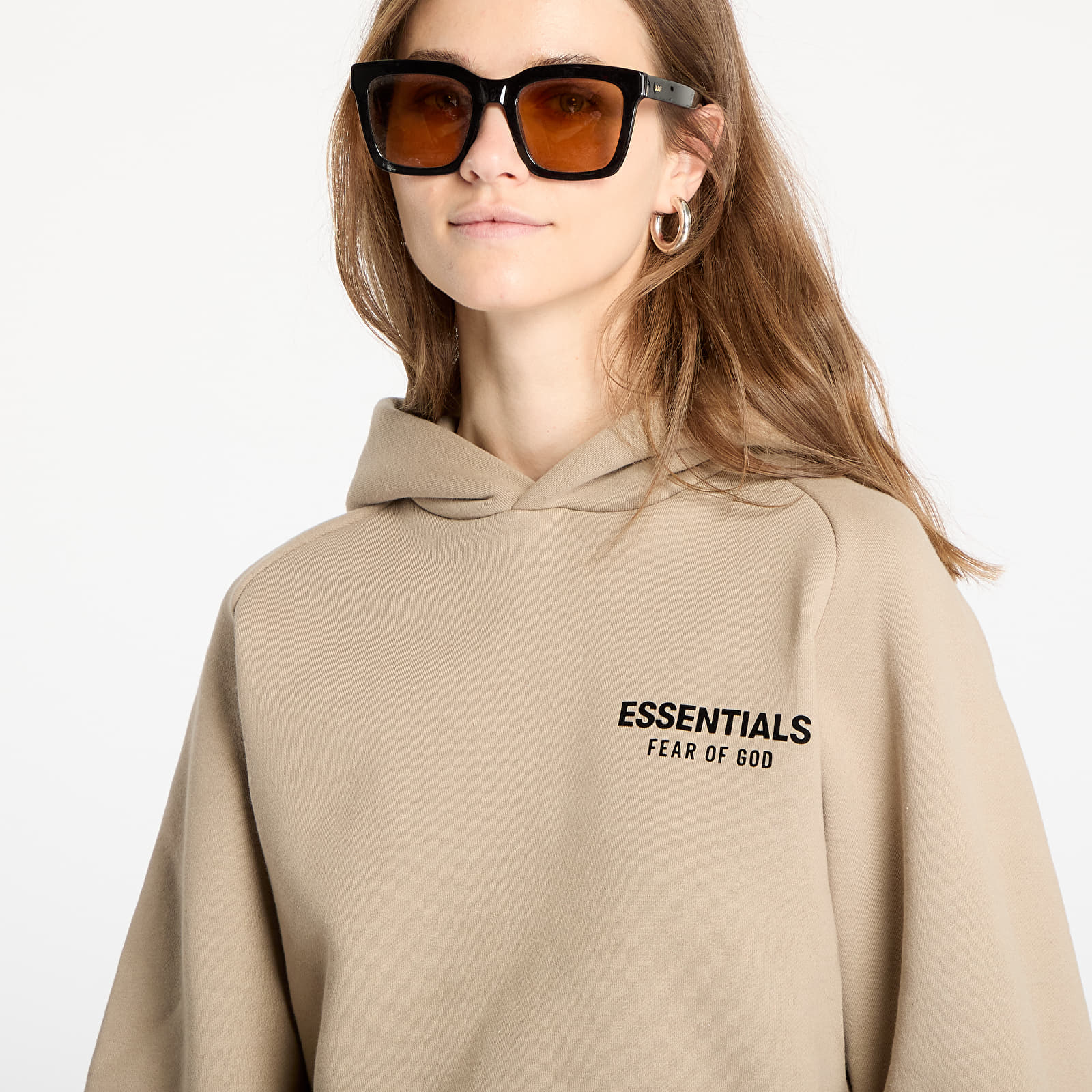 Sudaderas Fear Of God ESSENTIALS Fleece Cropped Hoodie Desert Sand