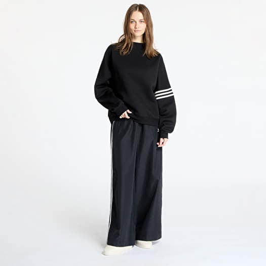 Hoodies and sweatshirts adidas Neuclassics Oversized Mock