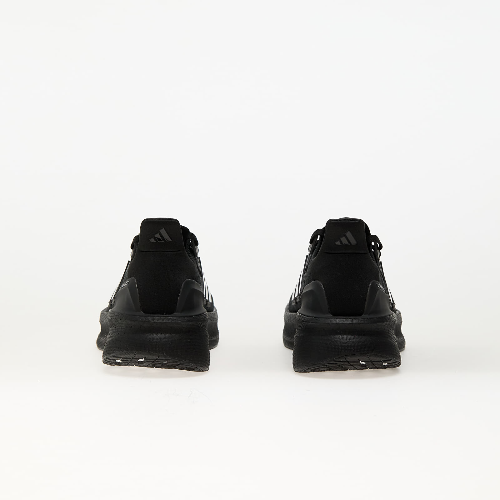 Frauen adidas UltraBOOST 5 W Core Black/ Core Black/ Core Black