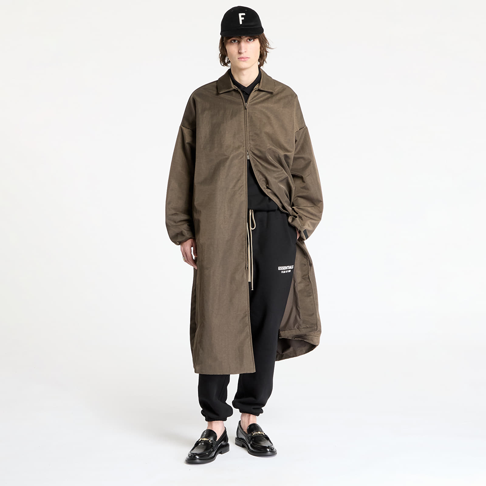 Jacken und Mäntel Fear Of God ESSENTIALS Textured Nylon Trench Coat Brown