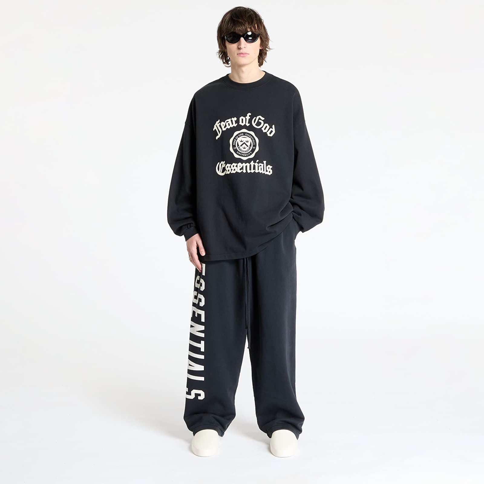 Pólók Fear Of God ESSENTIALS Heavy Longsleeve Tee Black