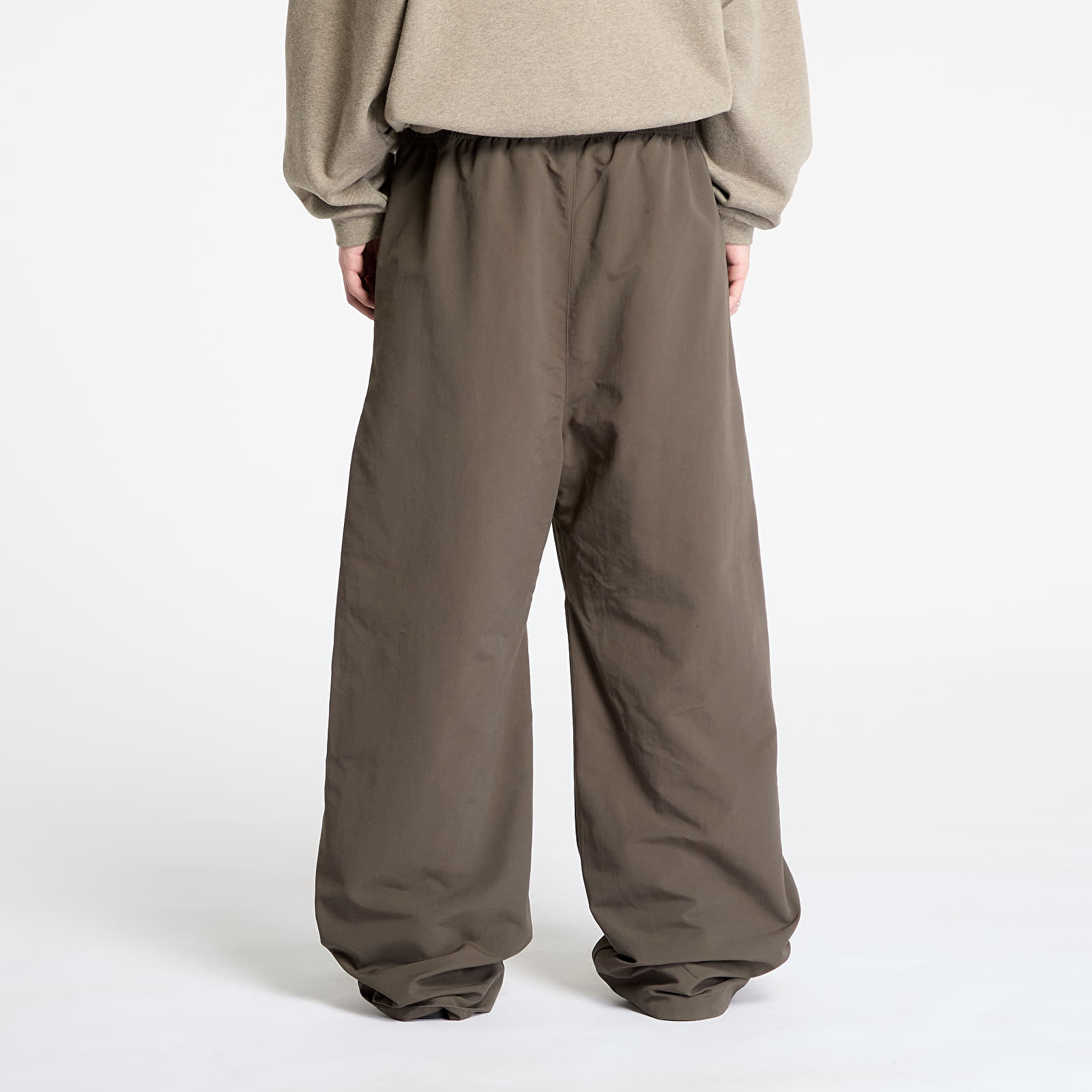 Kelnės Fear Of God ESSENTIALS Military Nylon Utility Pant Brown